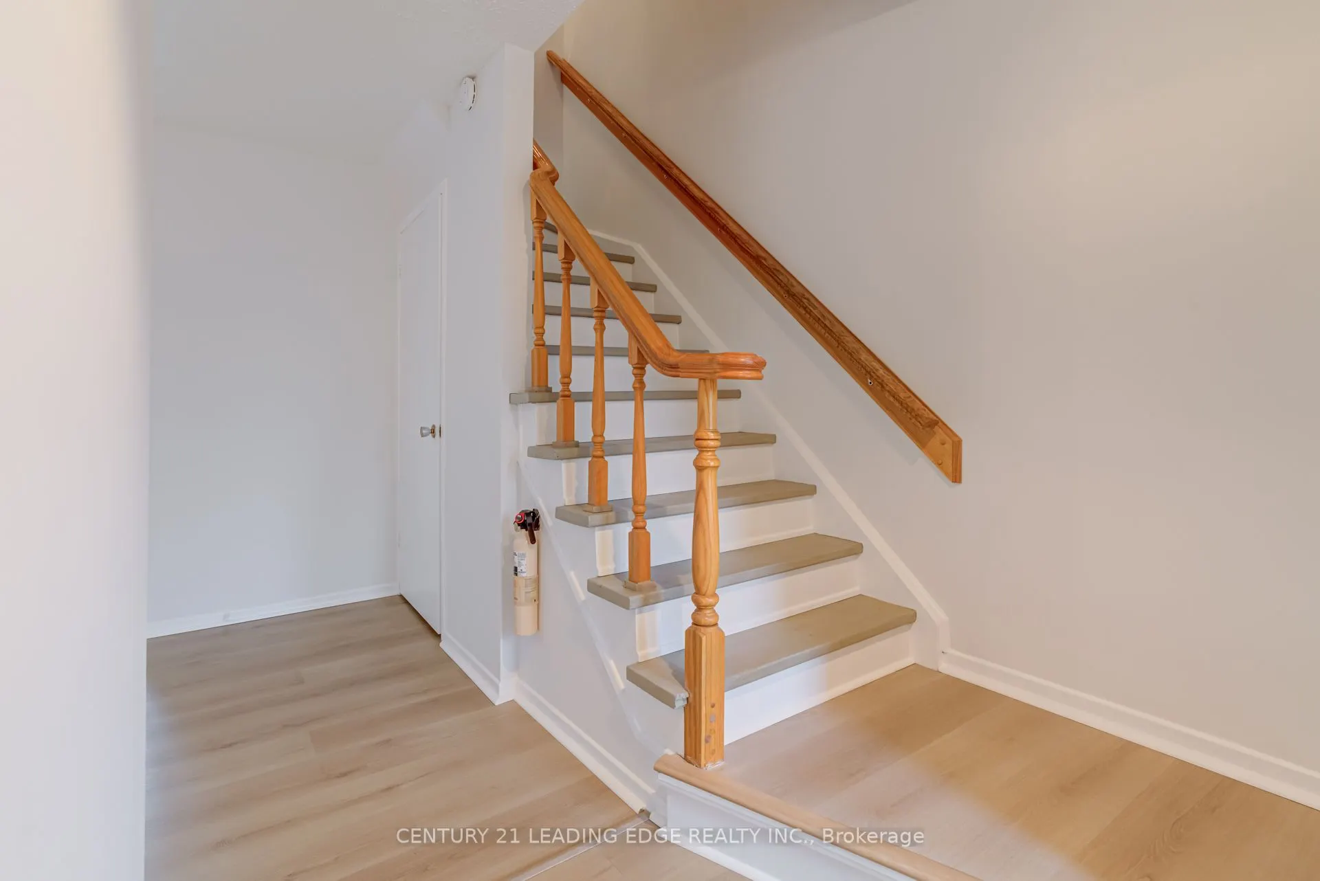 2779 GANANOQUE Drive, #93