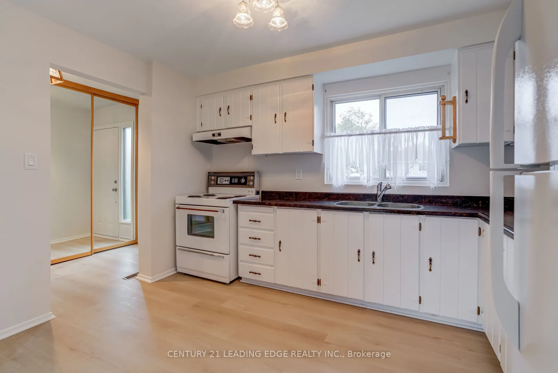 2779 GANANOQUE Drive, #93