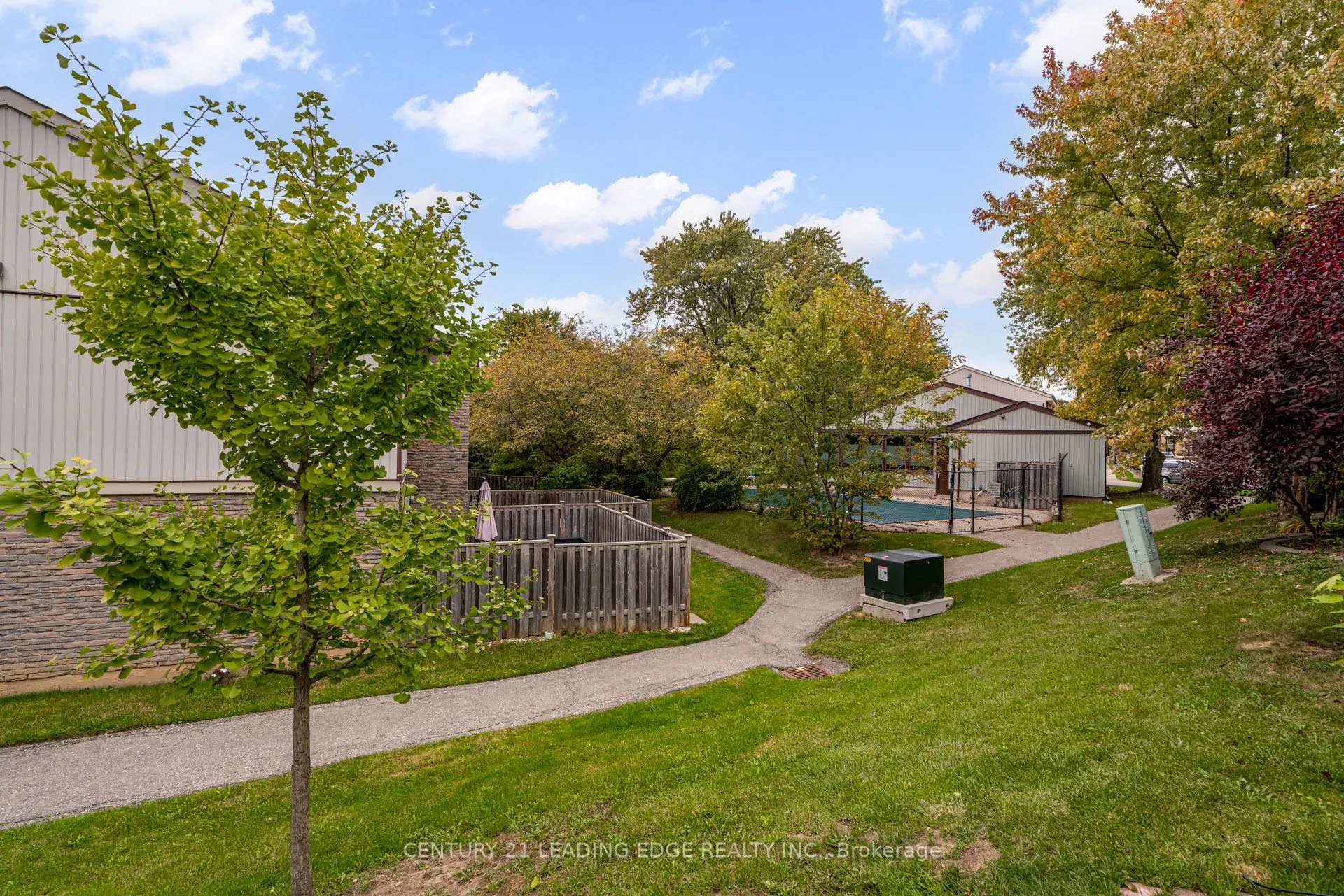 2779 GANANOQUE Drive, #93