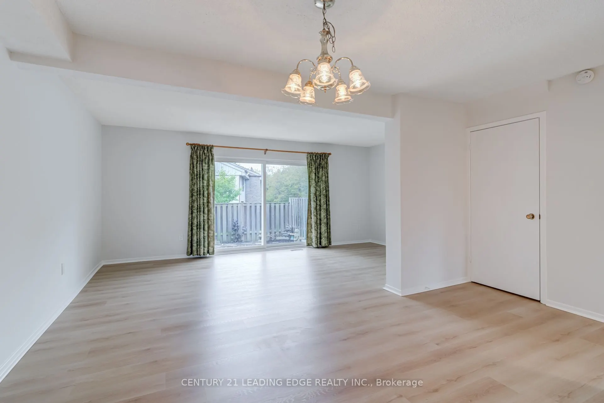 2779 GANANOQUE Drive, #93
