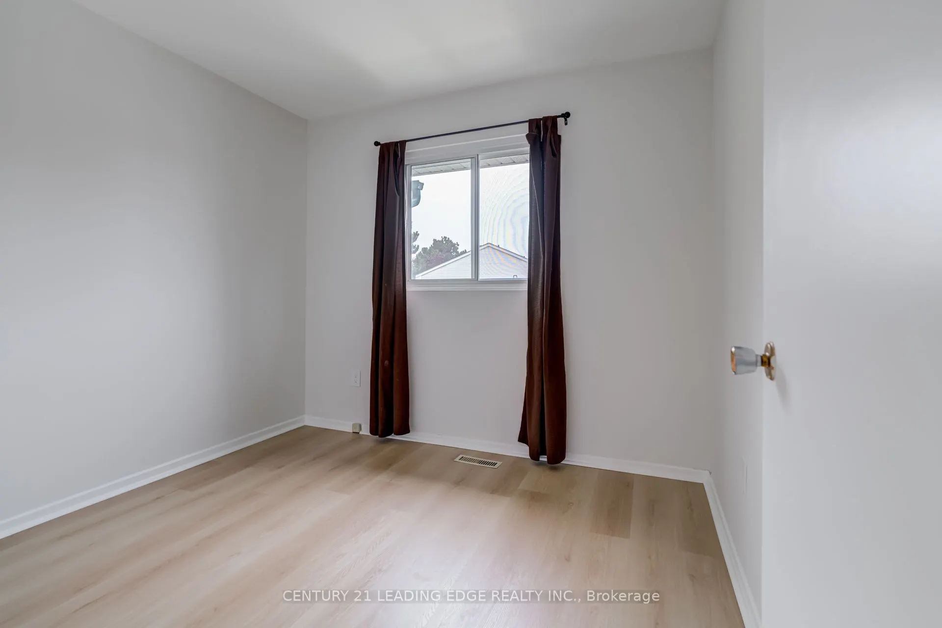 2779 GANANOQUE Drive, #93