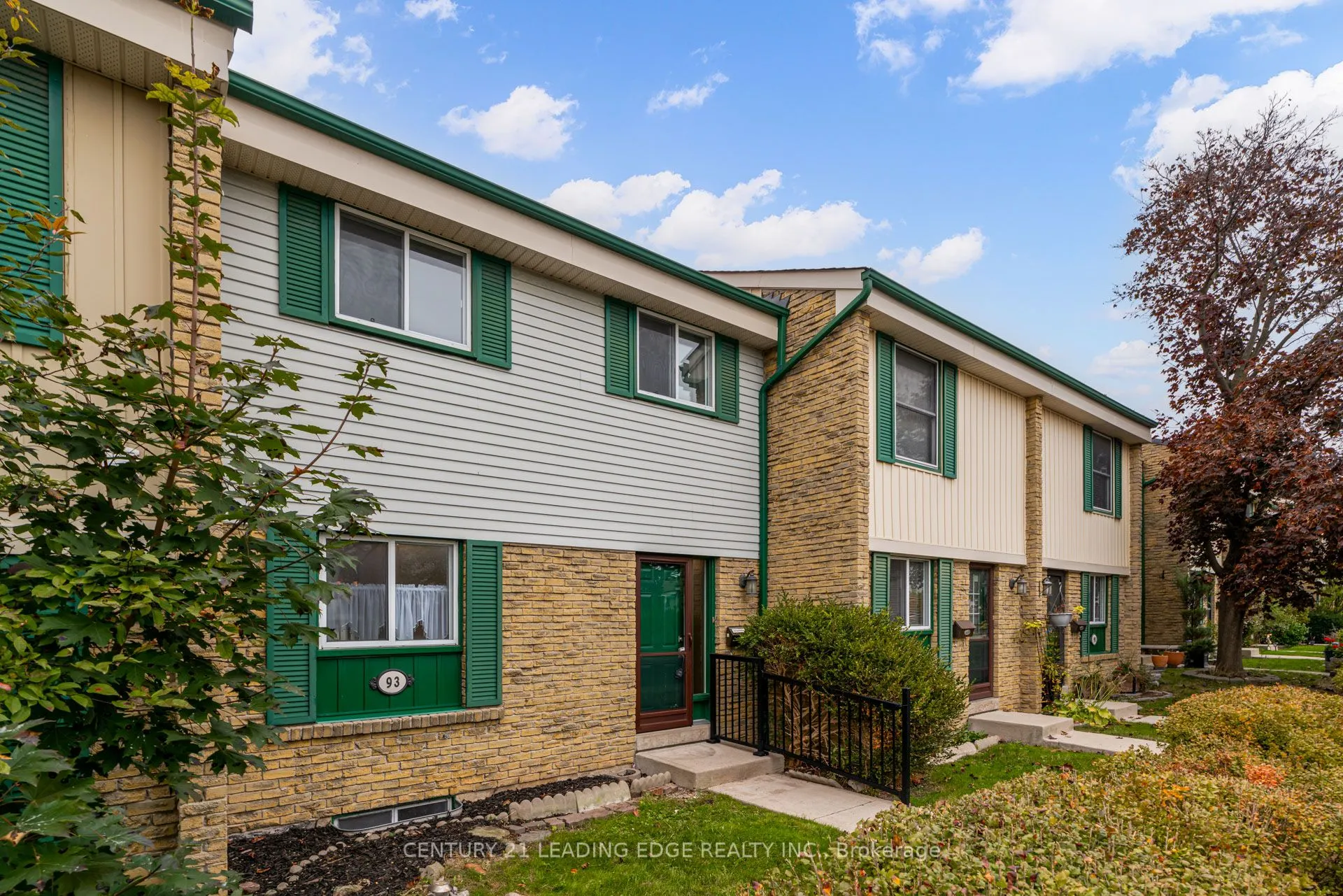 2779 GANANOQUE Drive, #93