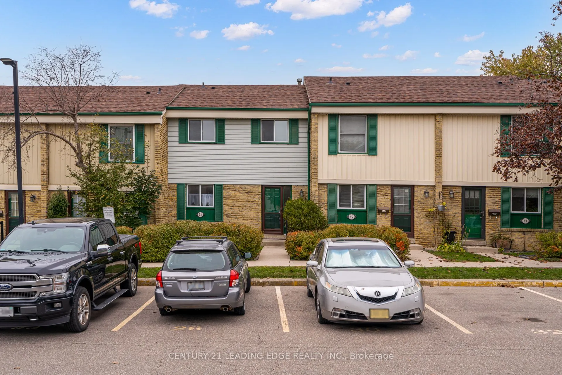 2779 GANANOQUE Drive, #93