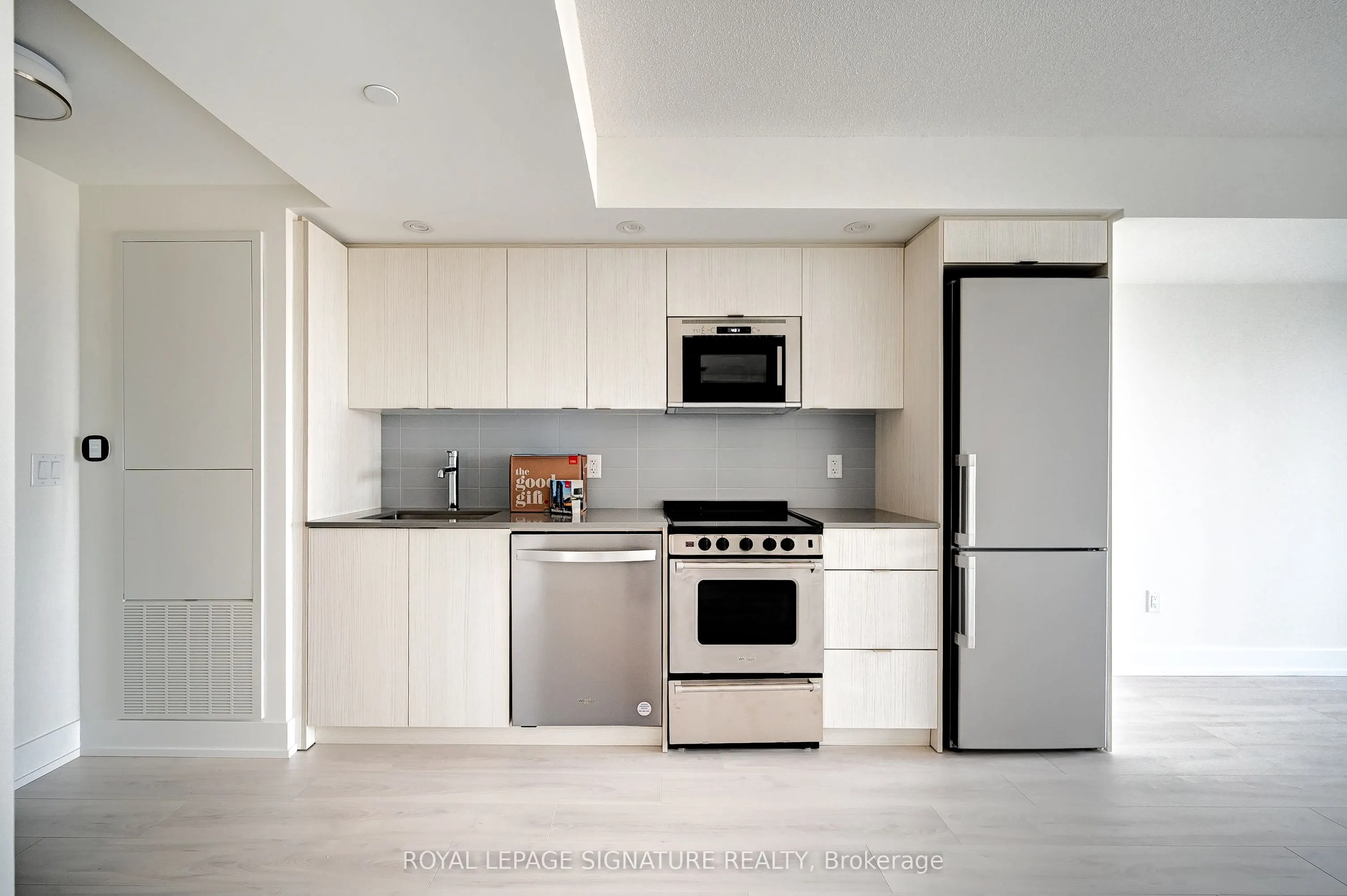 10 Eva Road, #1907