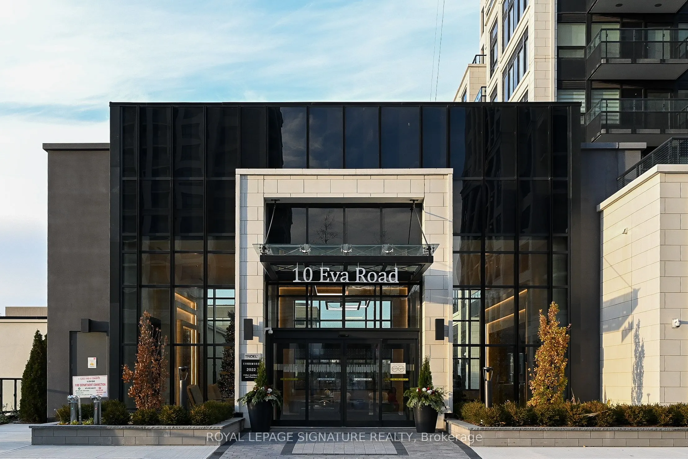 10 Eva Road, #1907