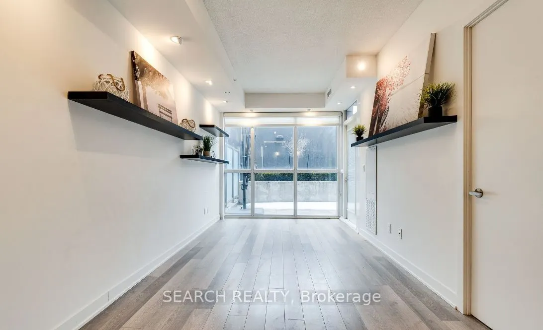 5240 Dundas Street, #215