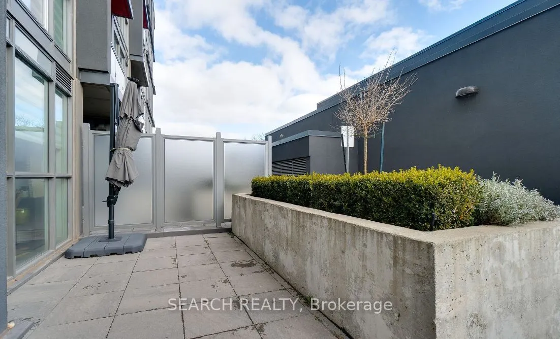 5240 Dundas Street, #215