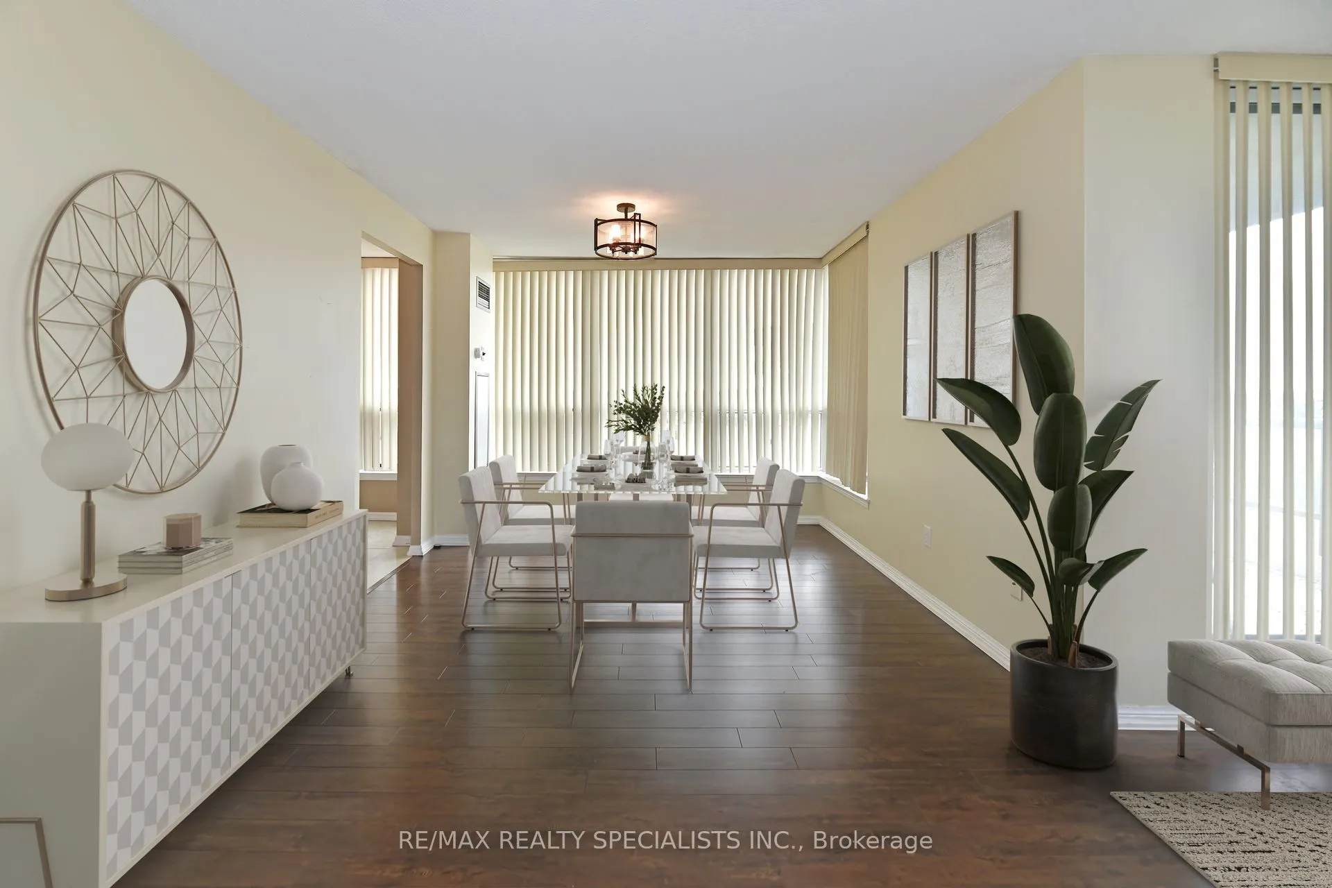 10 Laurelcrest Street, #1112