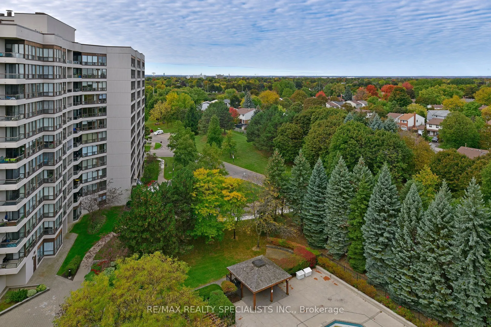 10 Laurelcrest Street, #1112