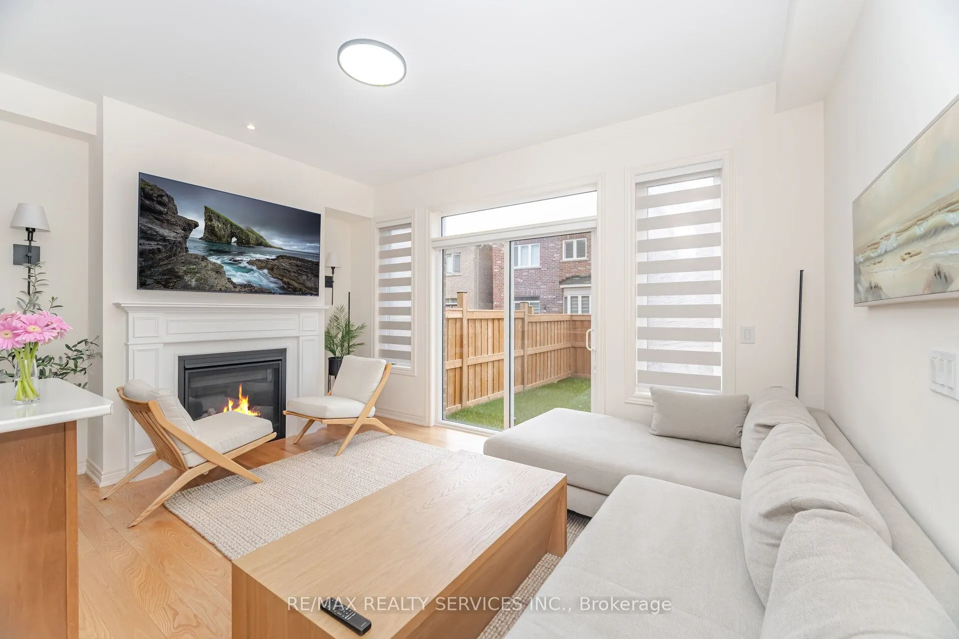 29 Benhurst Crescent