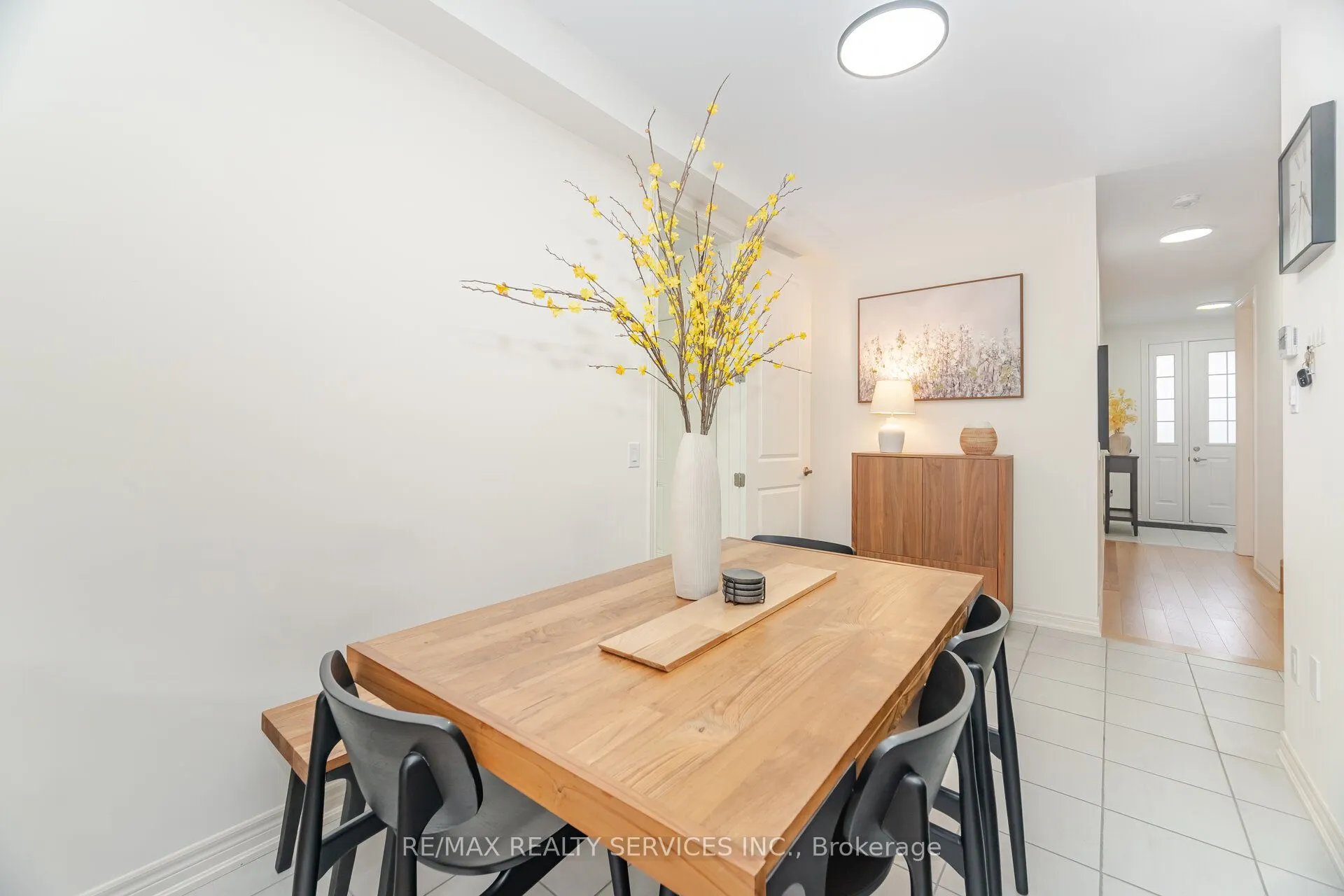 29 Benhurst Crescent