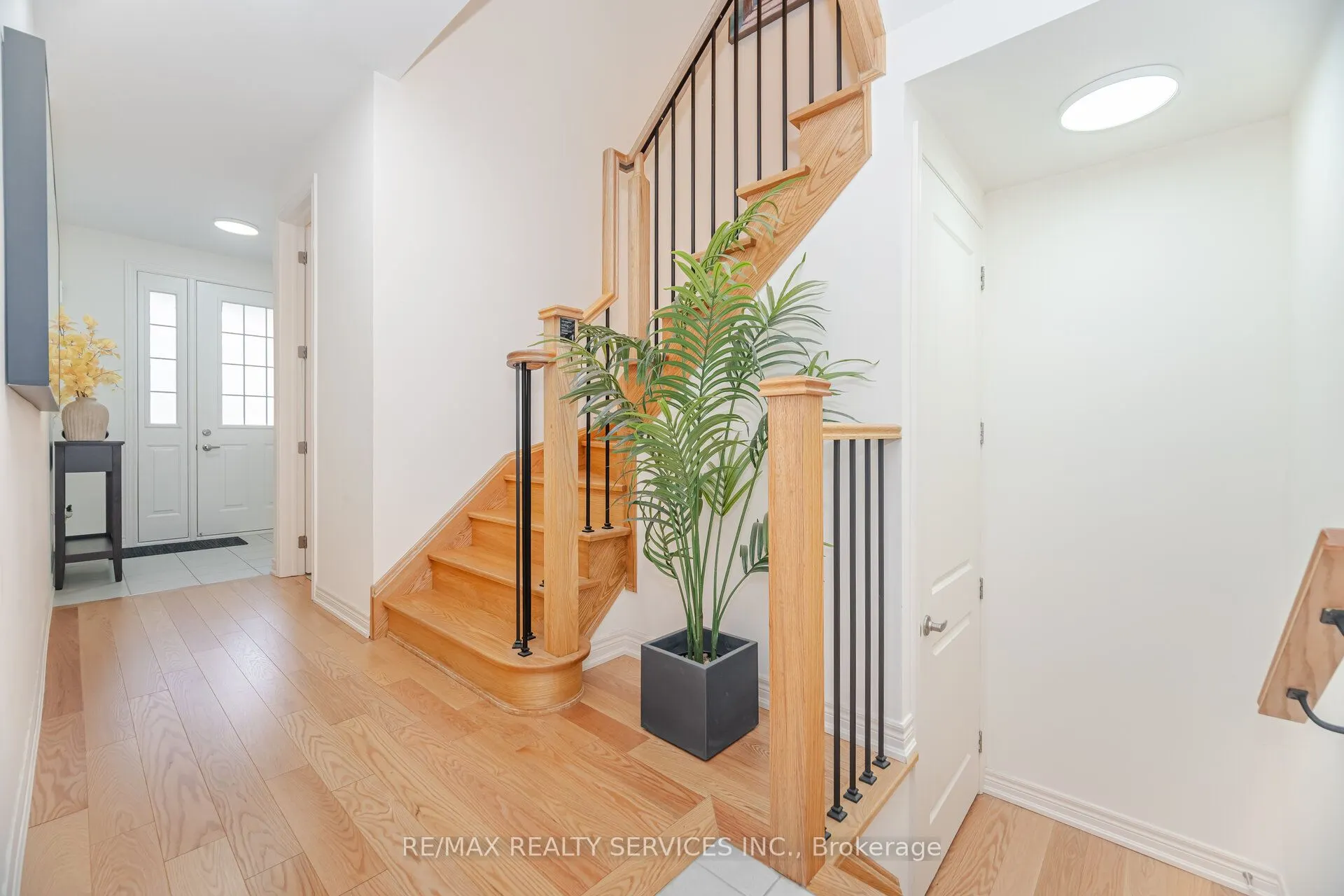 29 Benhurst Crescent