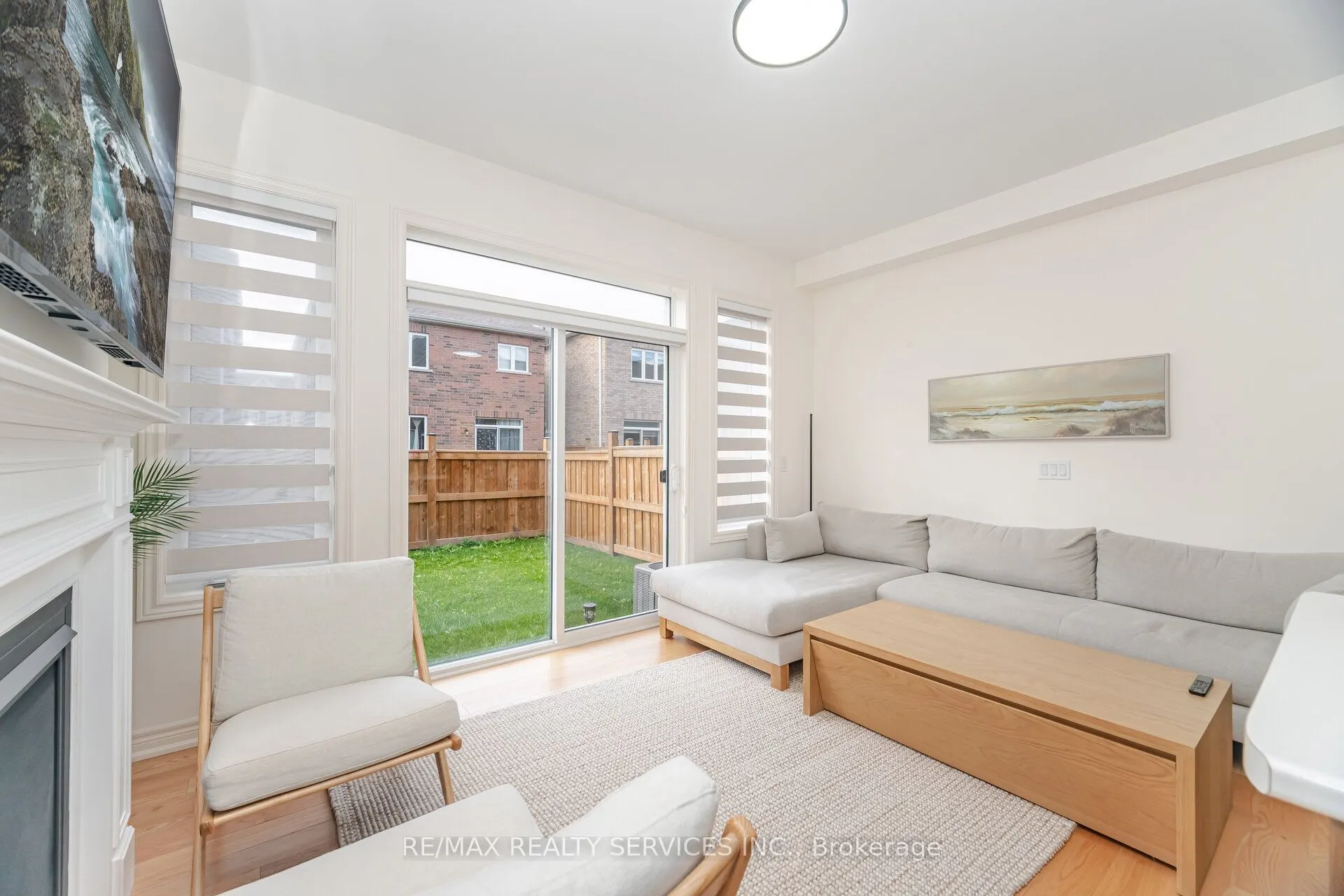 29 Benhurst Crescent