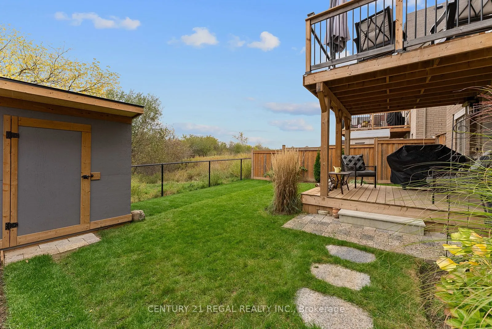 43 Valleyscape Trail