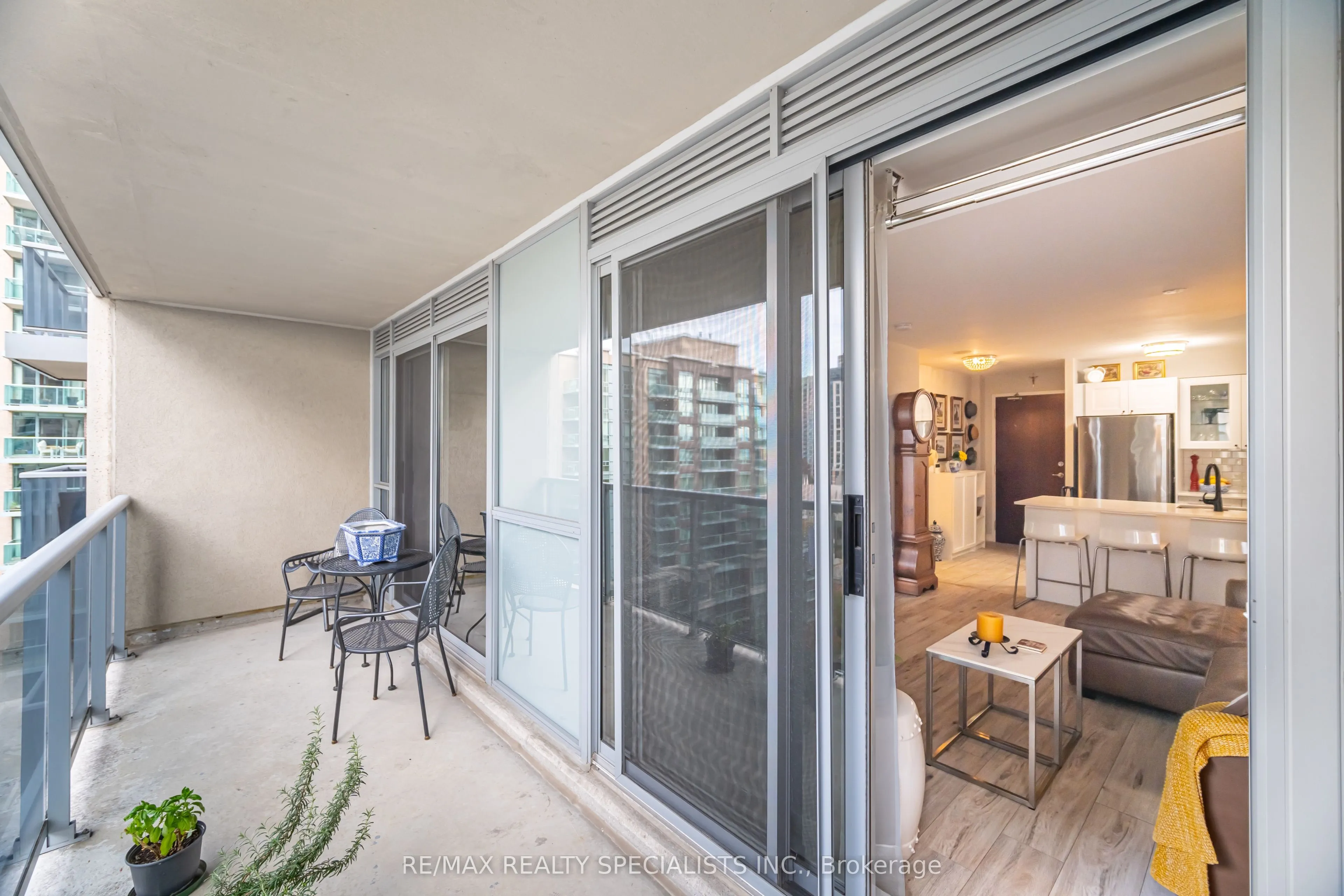 5 Michael Power Place, #1005