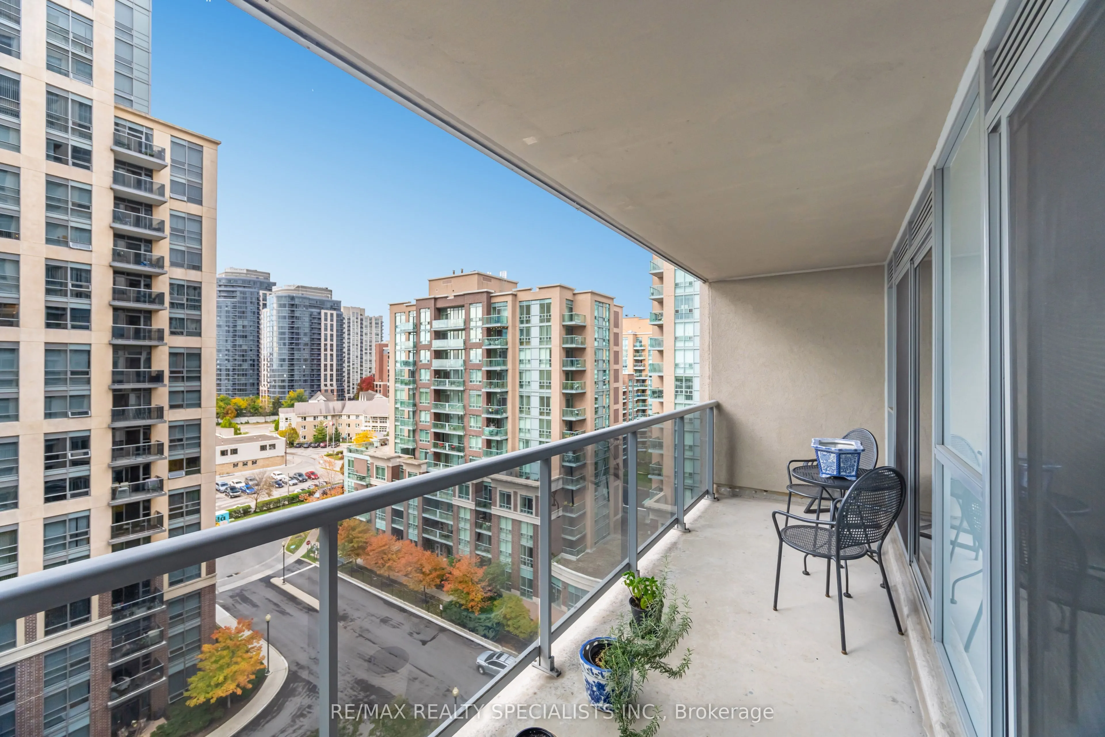 5 Michael Power Place, #1005