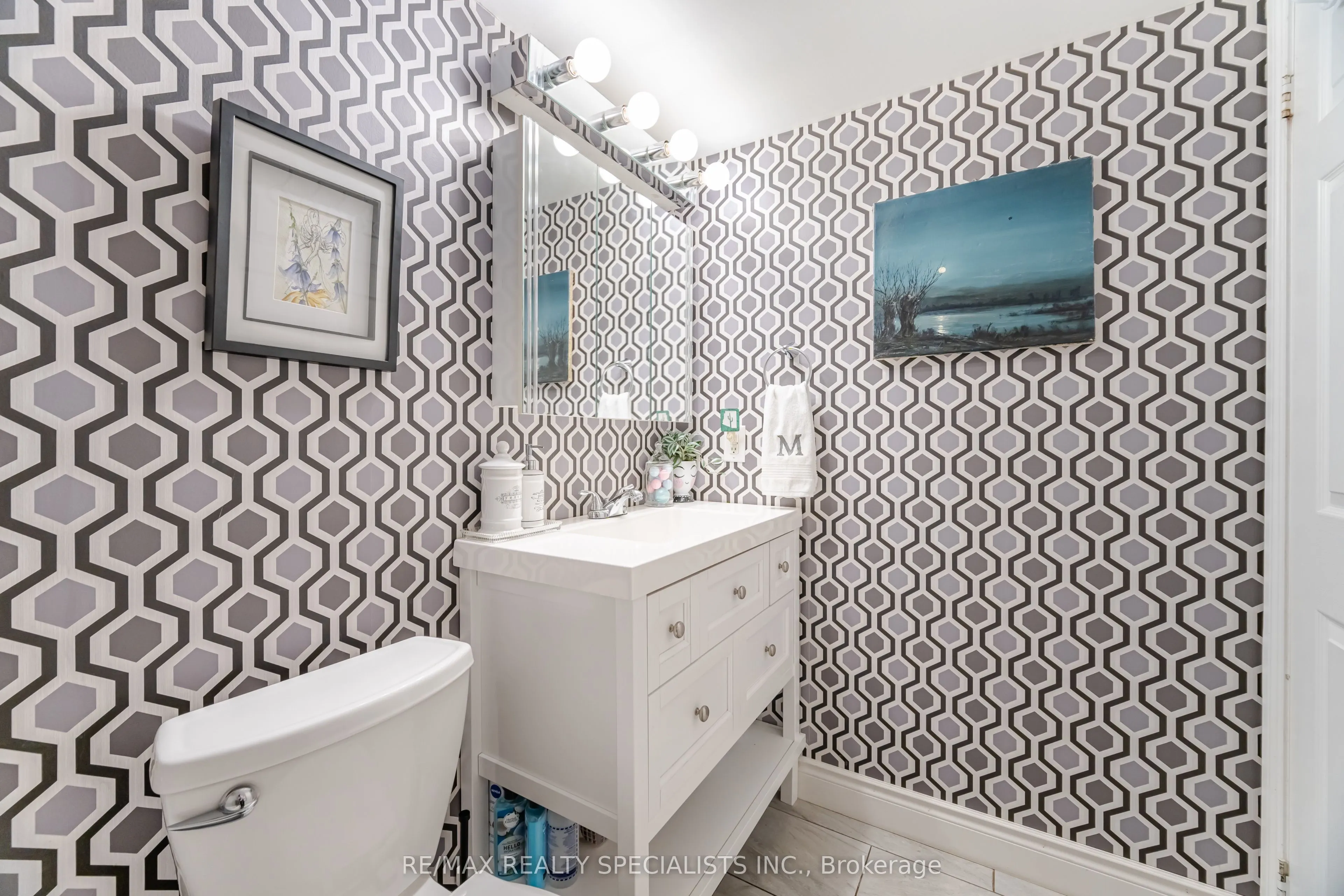 5 Michael Power Place, #1005