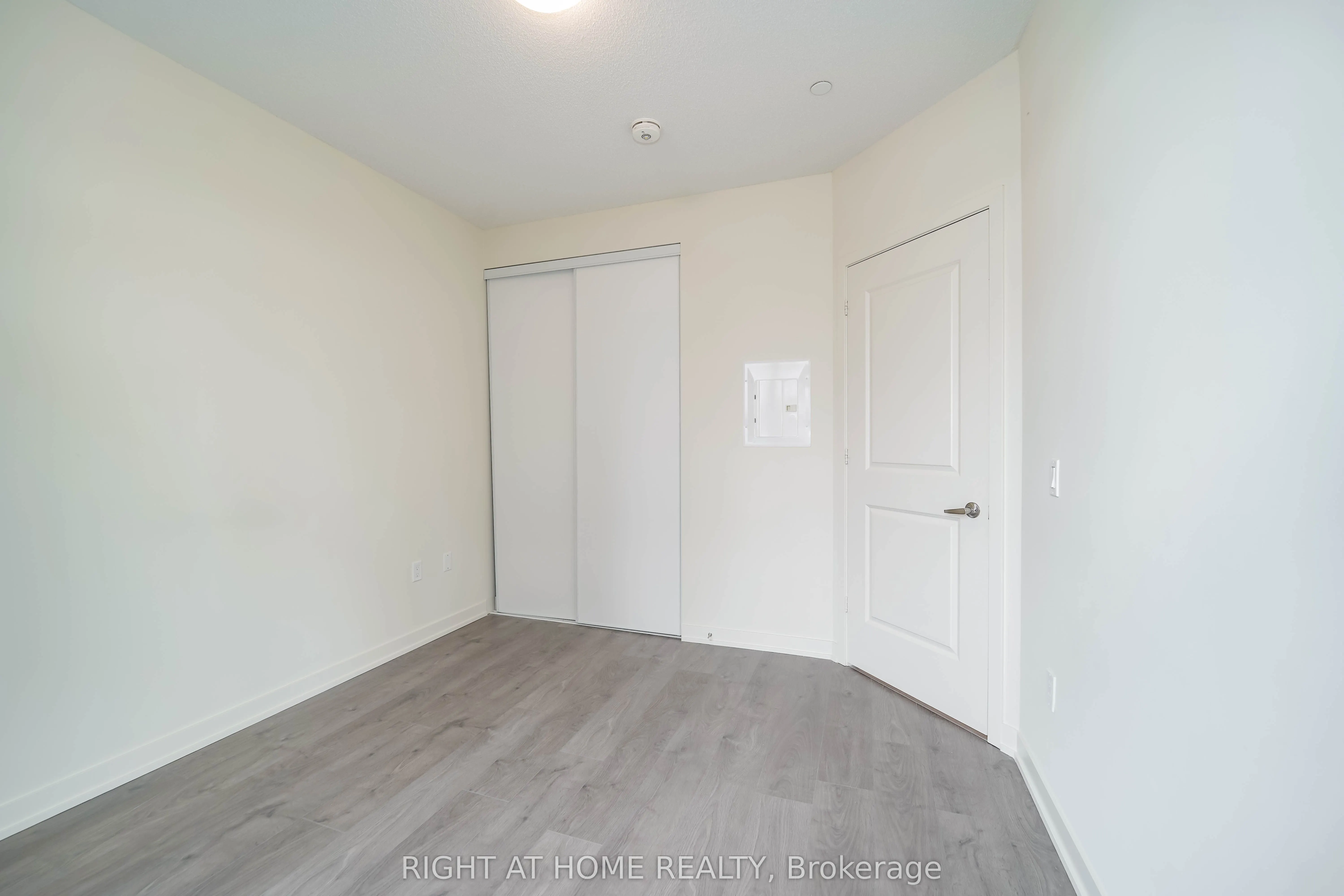 38 Annie Craig Drive, #3001