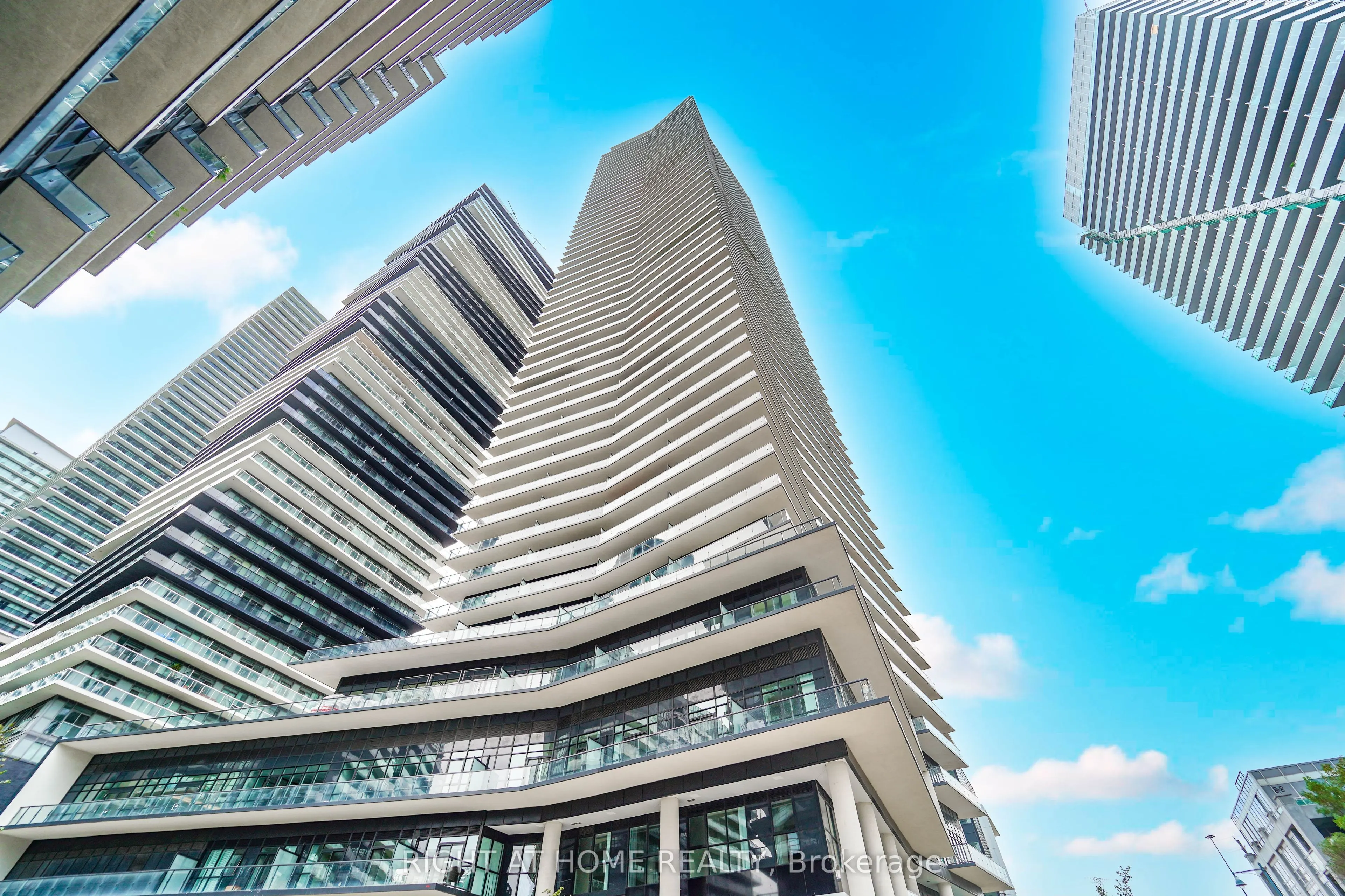 38 Annie Craig Drive, #3001