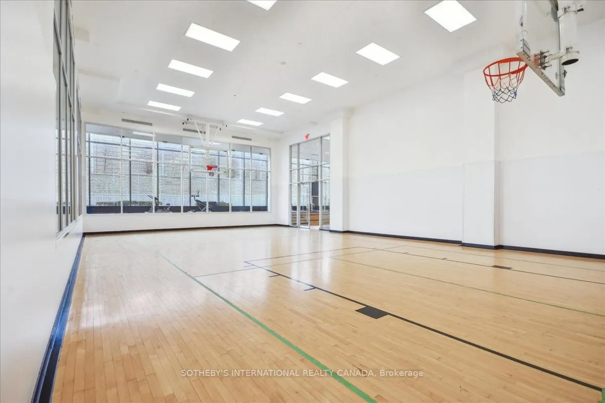 90 Park Lawn Road