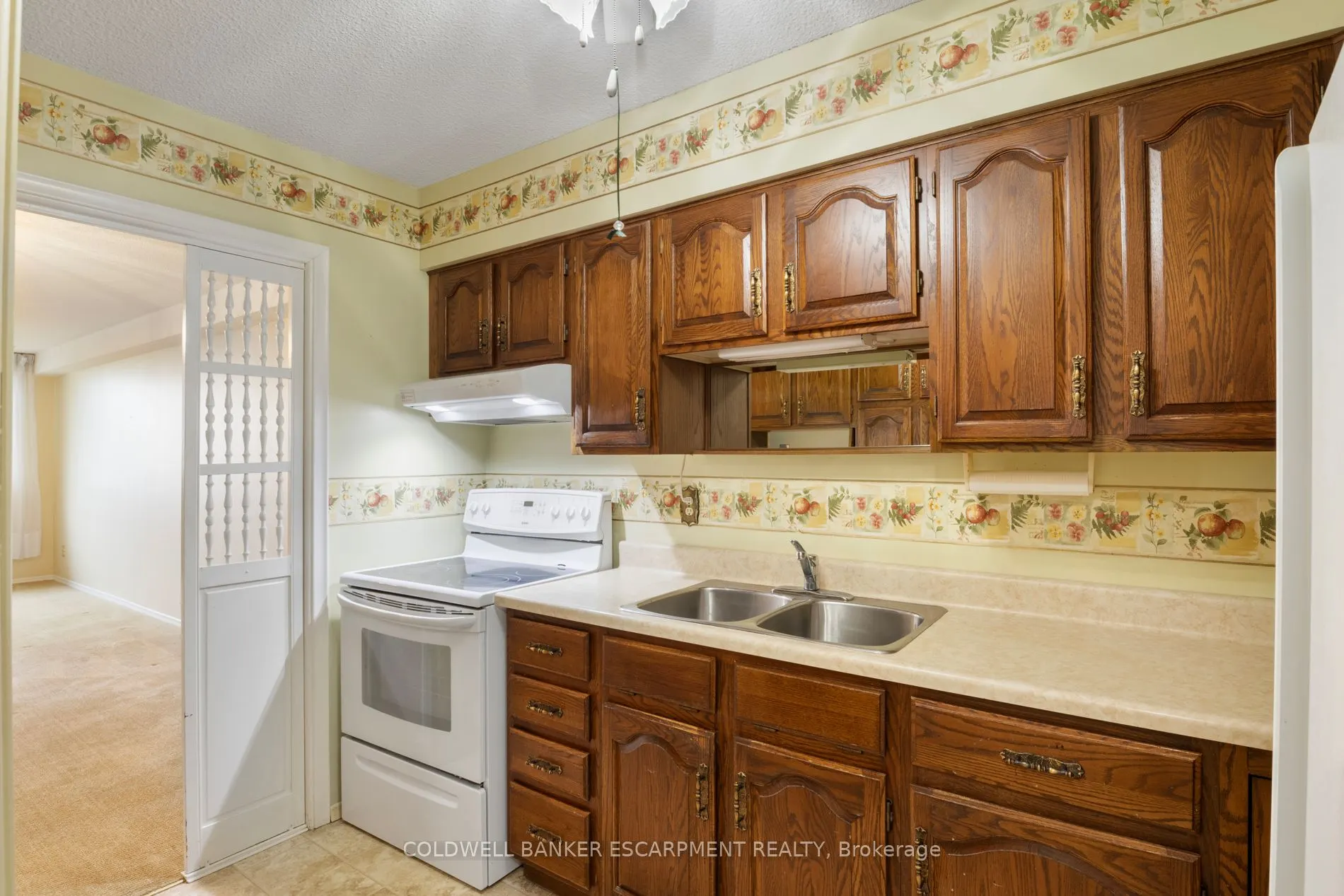 81 Millside Drive, #1005