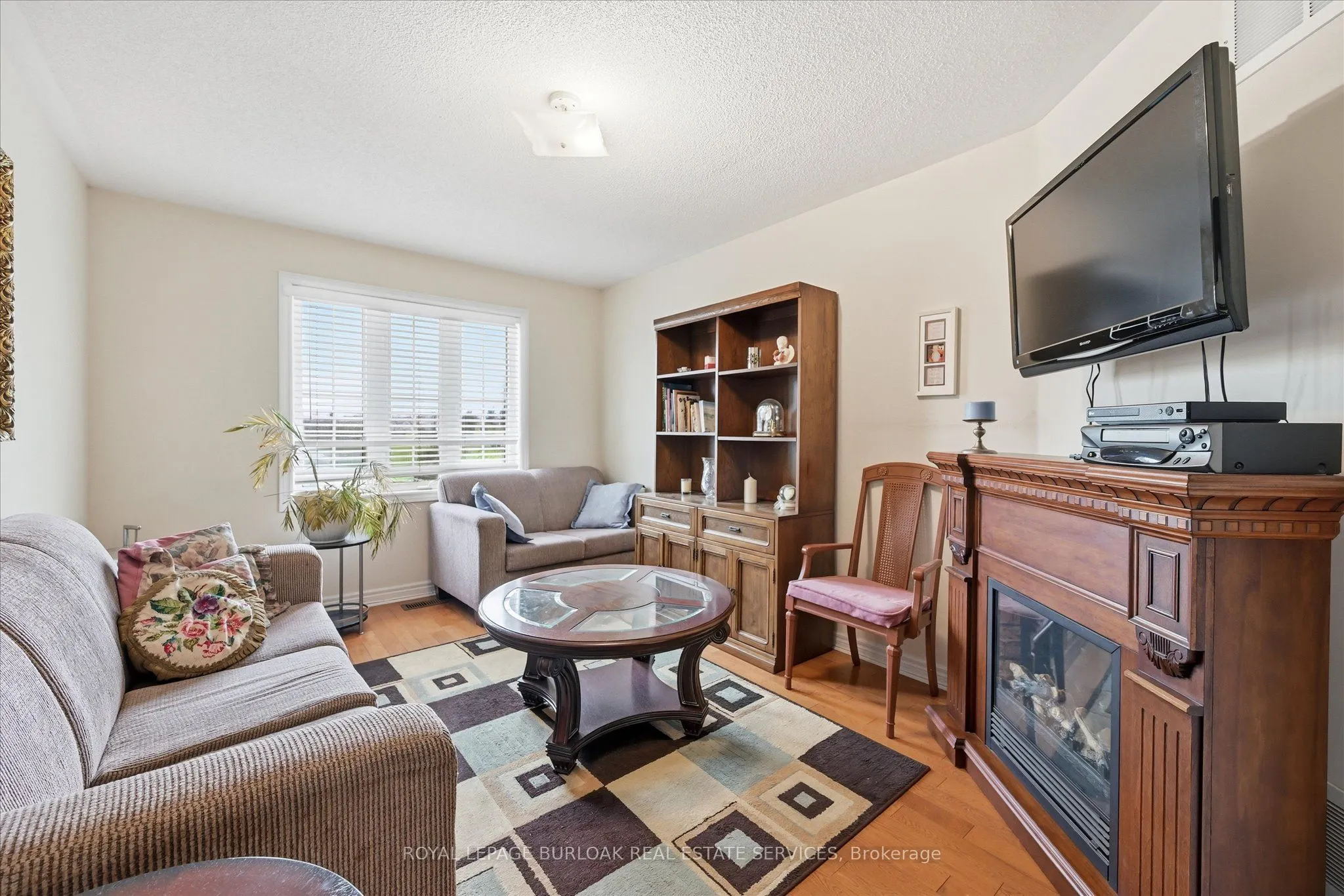 2279 Milford Lane