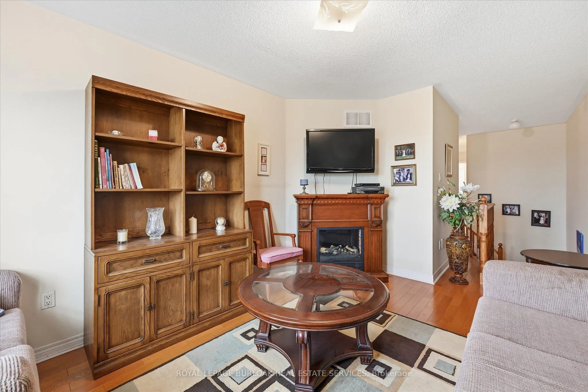 2279 Milford Lane