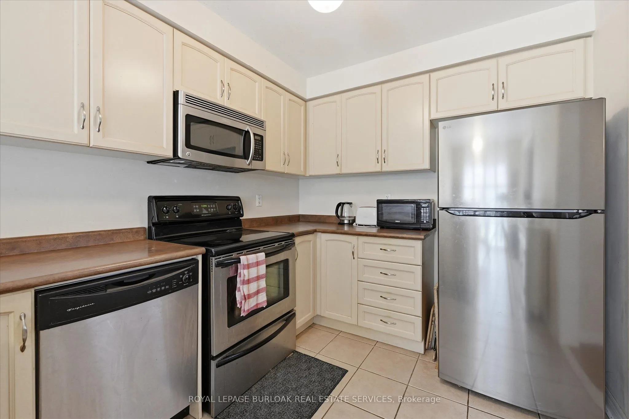 2279 Milford Lane