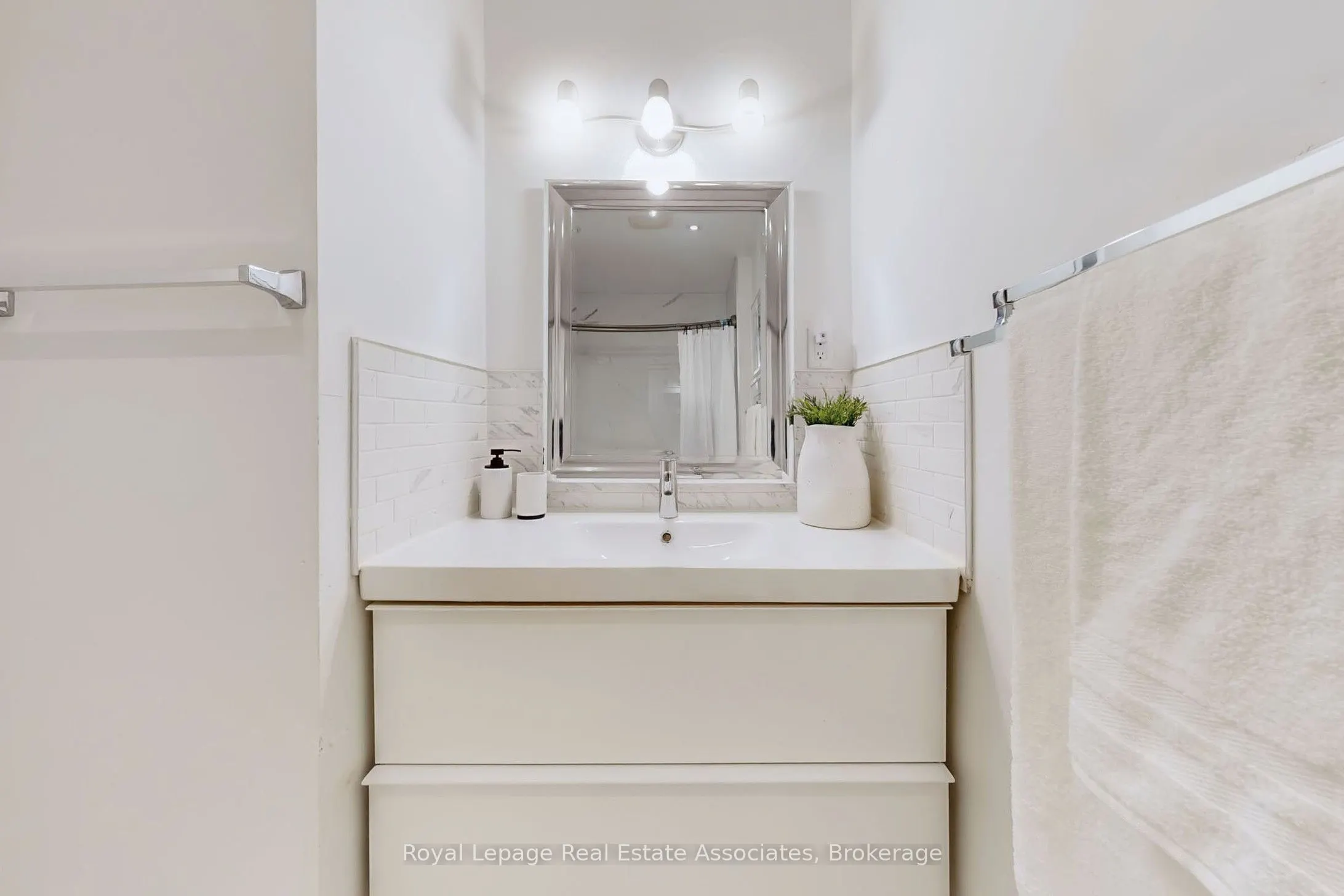 600 Silver Creek Boulevard, #53