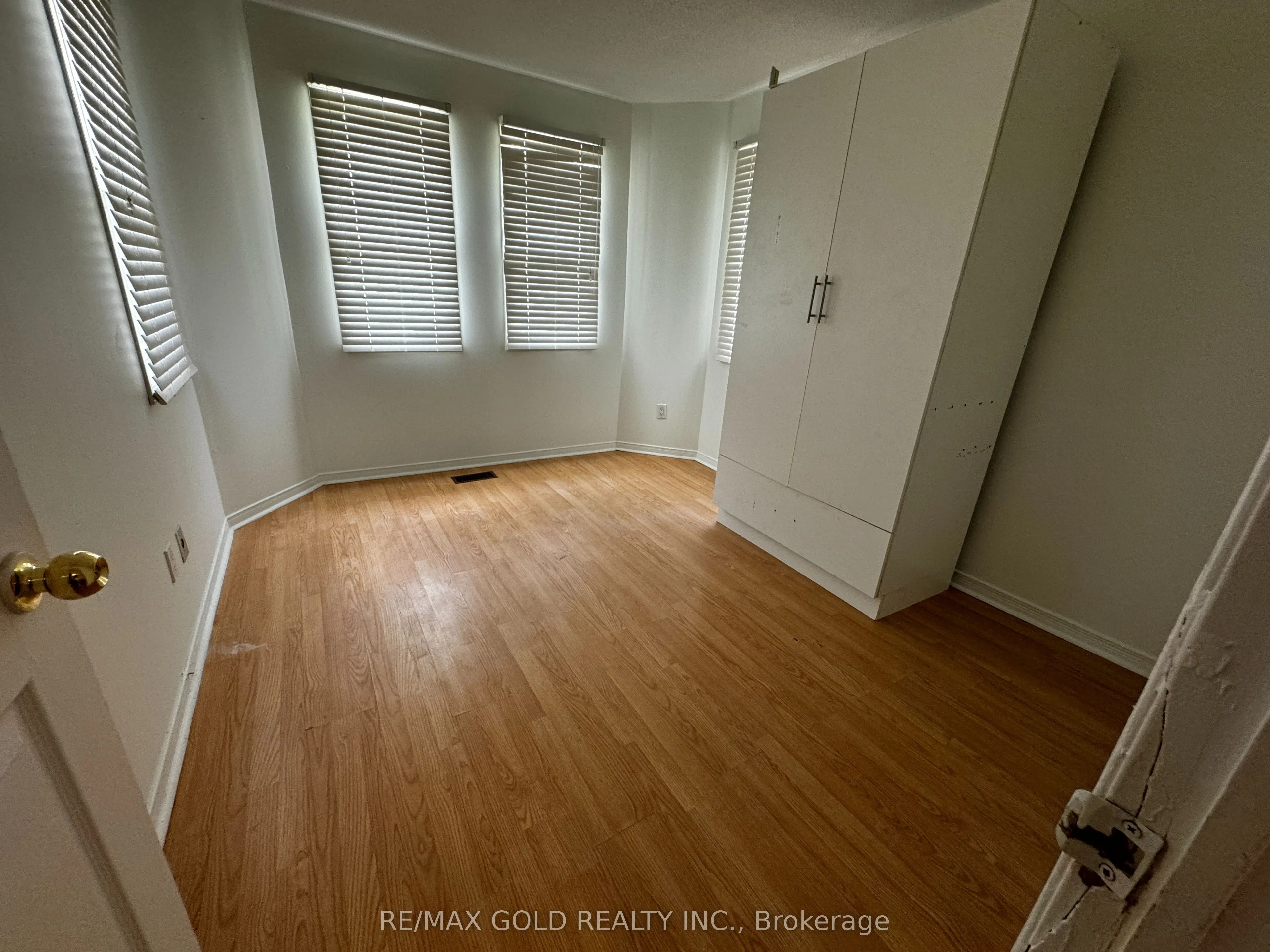 52 Major William Sharpe Drive