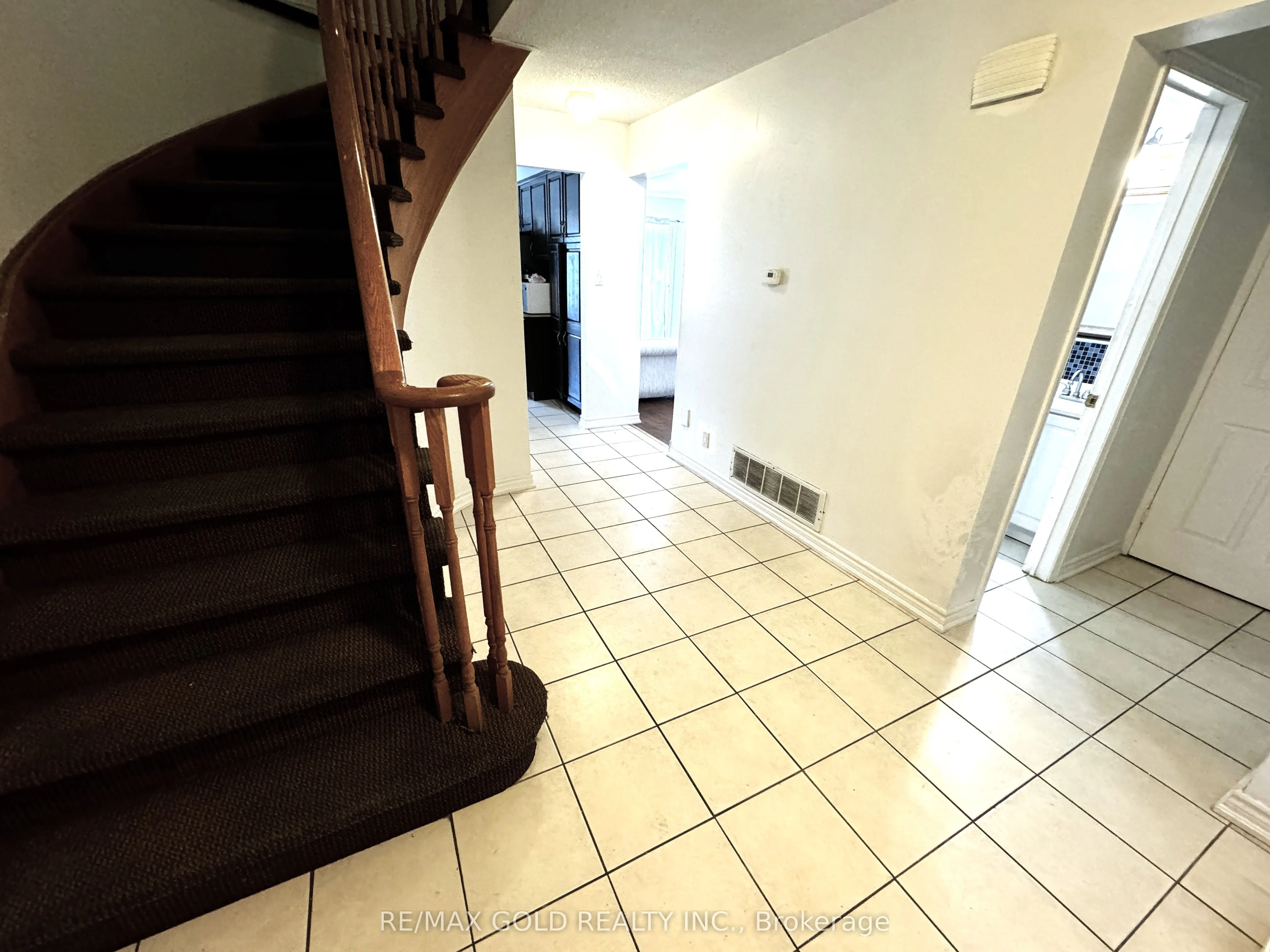 52 Major William Sharpe Drive