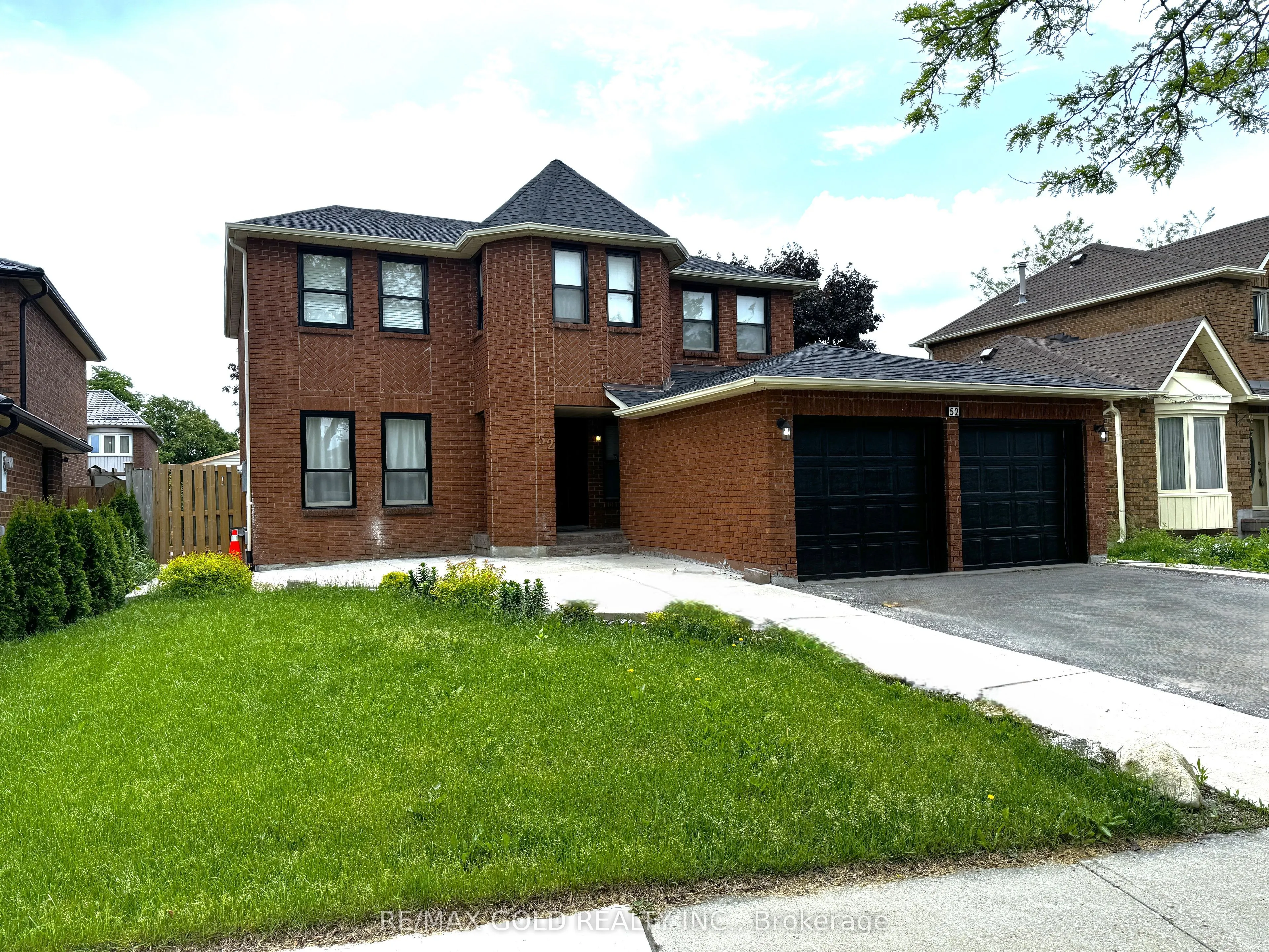 52 Major William Sharpe Drive
