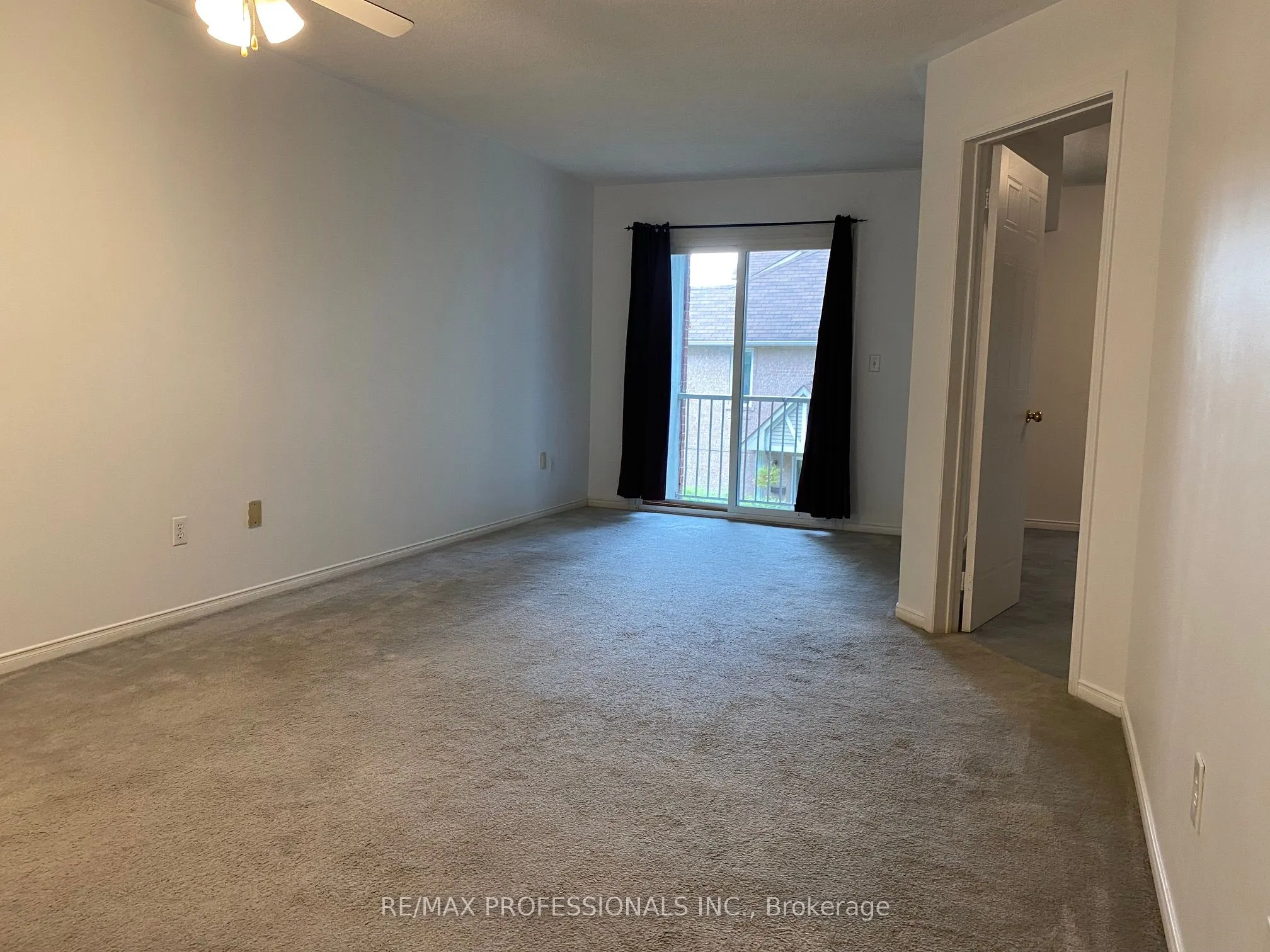 65 Bristol Road E, #216