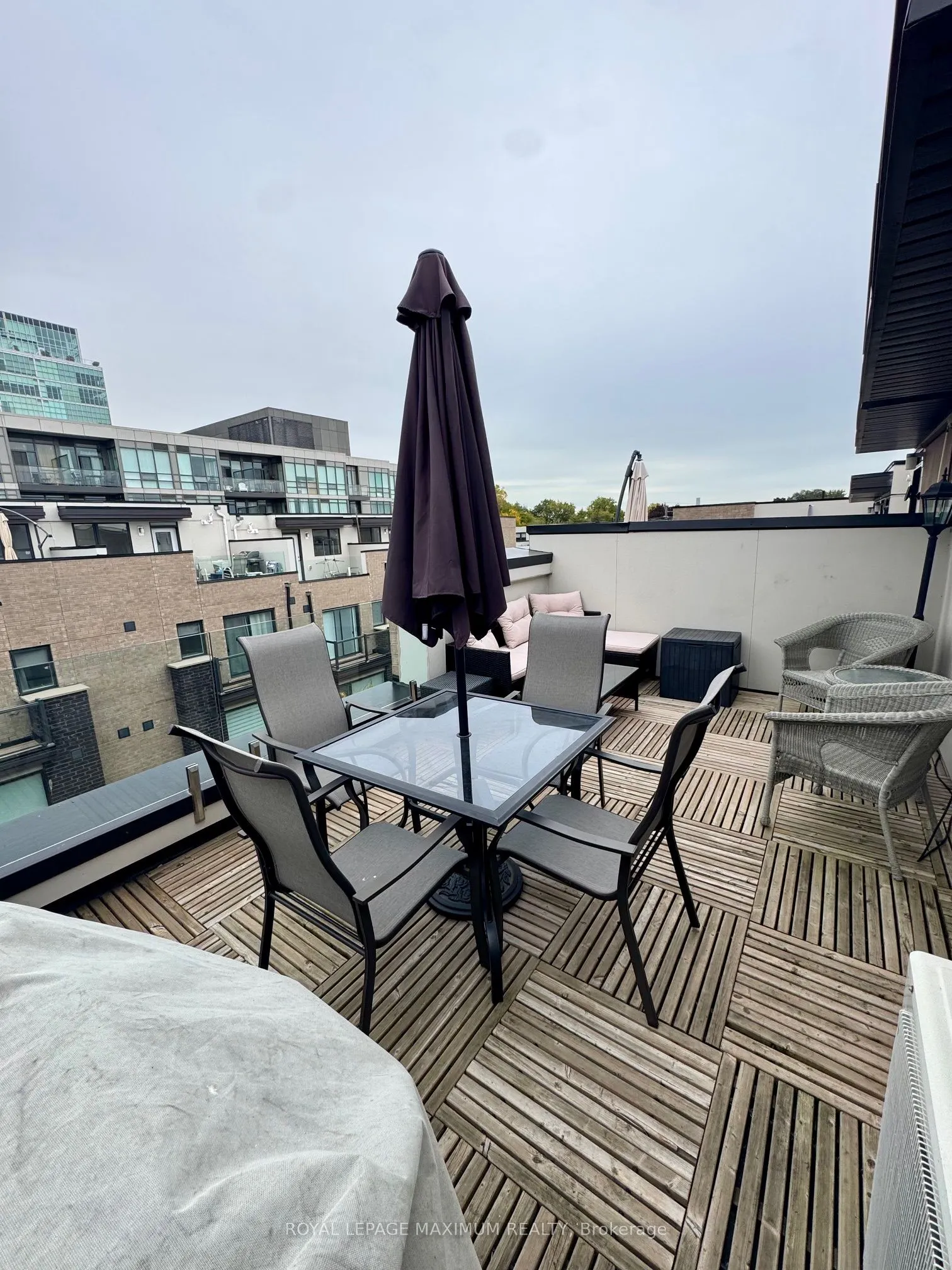 30 Fieldway Road, #92