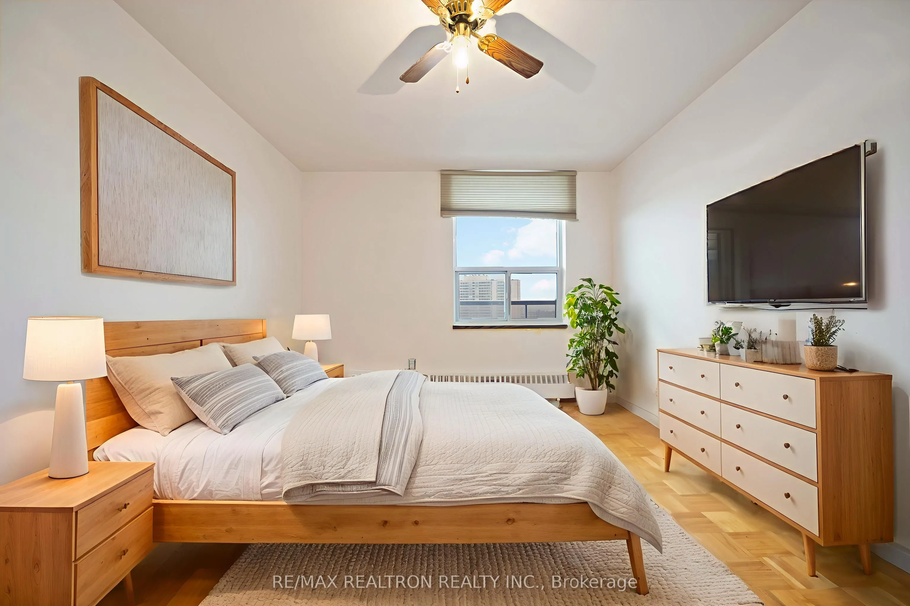 31 Four Winds Drive, #1014