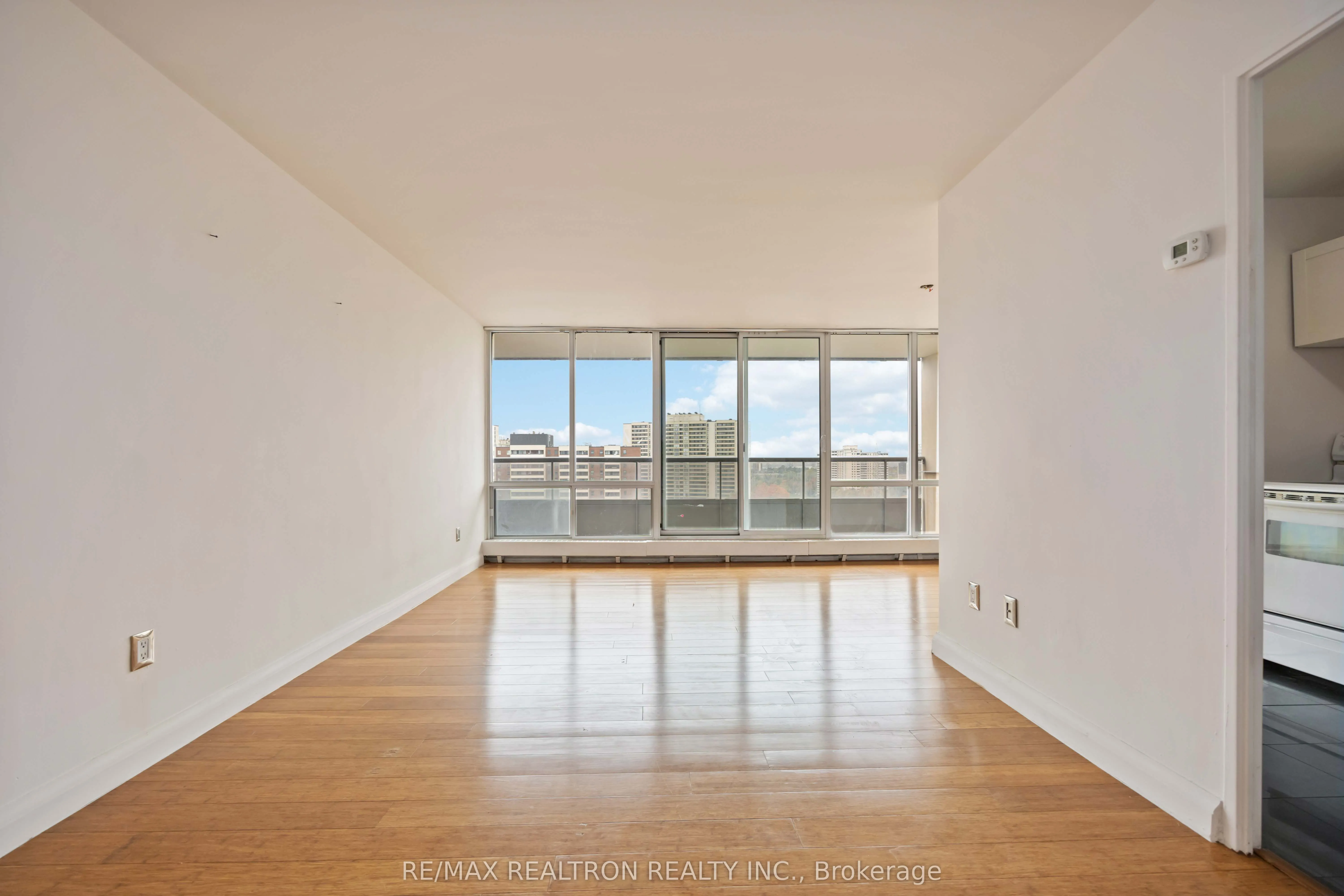 31 Four Winds Drive, #1014