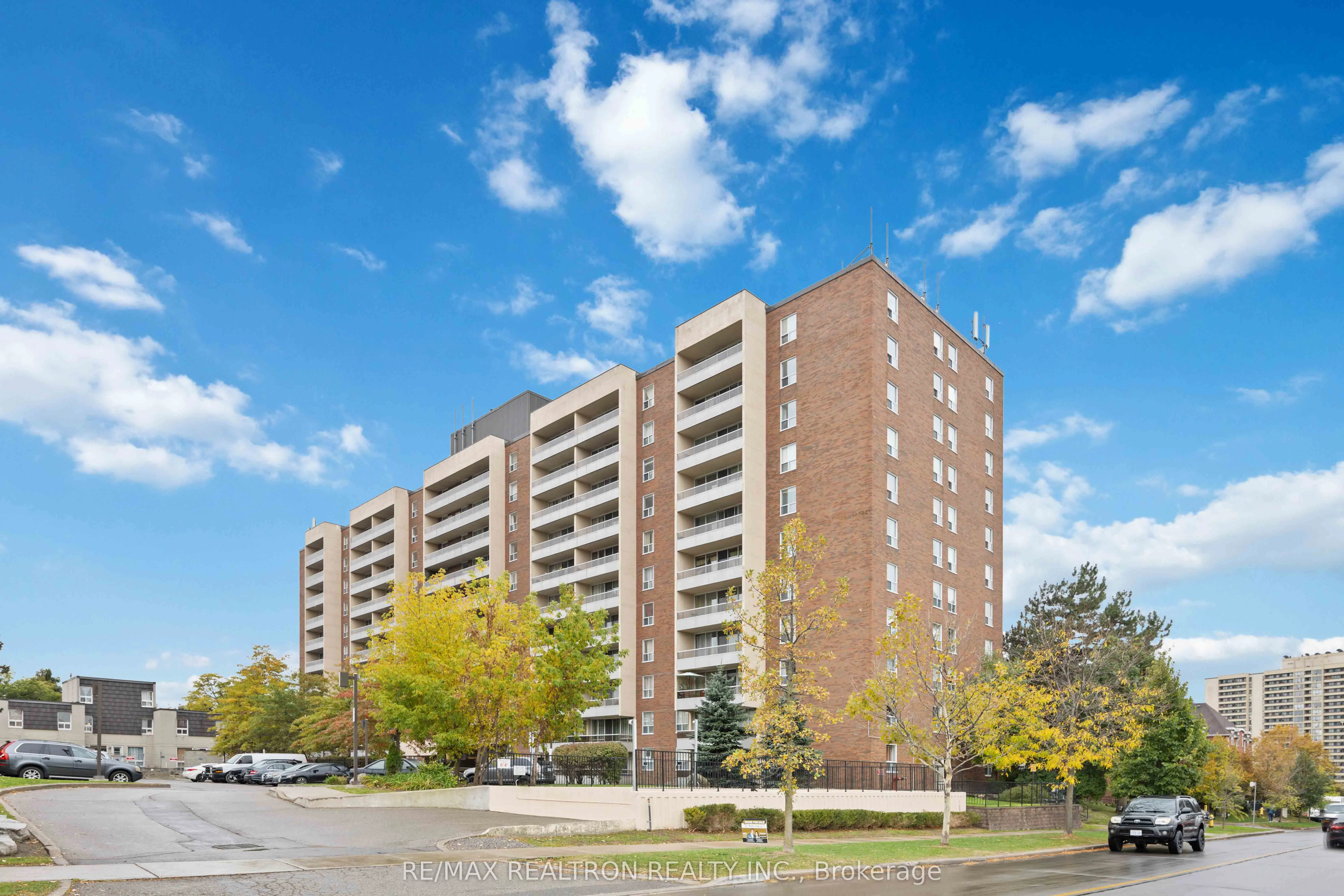 31 Four Winds Drive, #1014