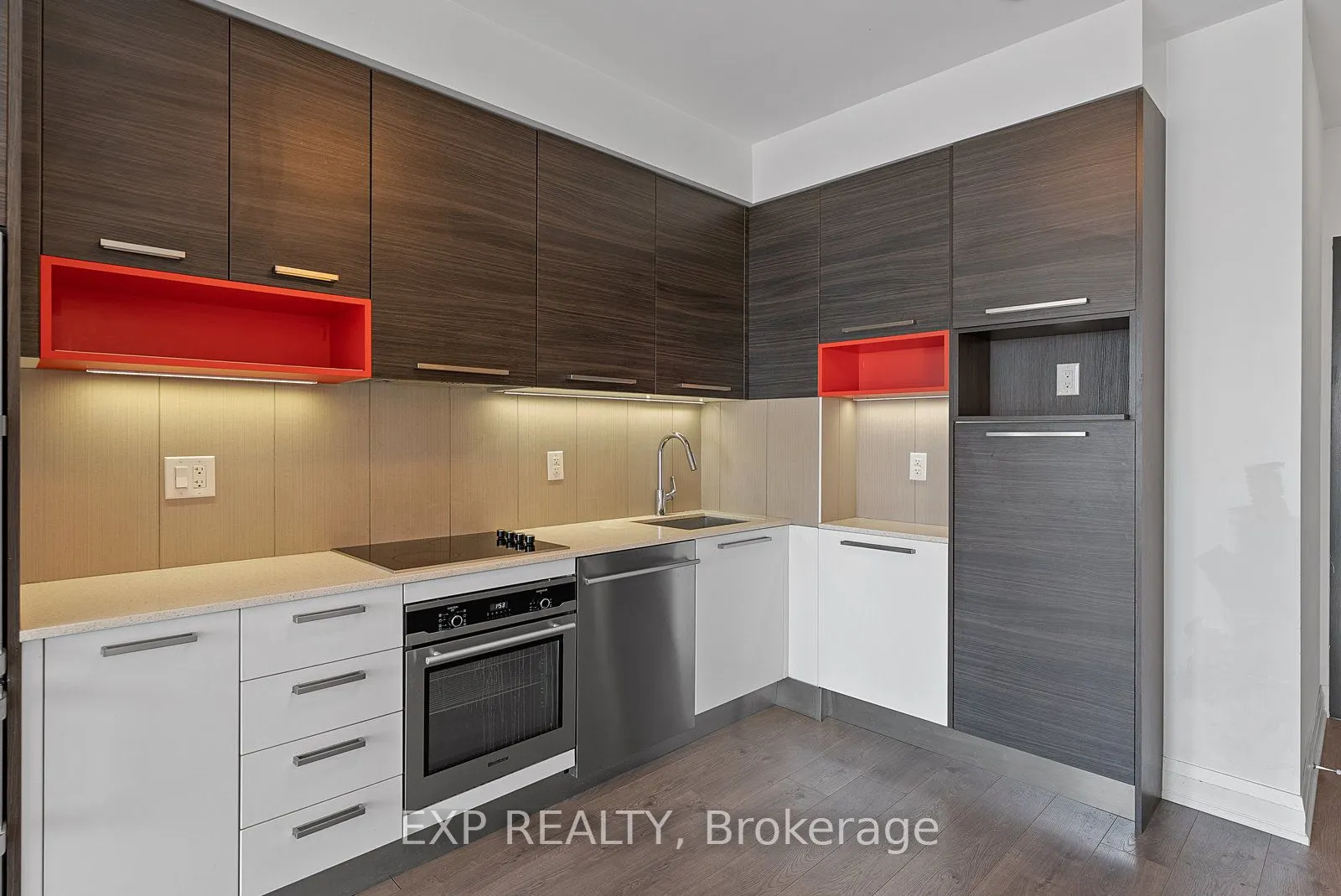 36 Park Lawn Road W, #1601