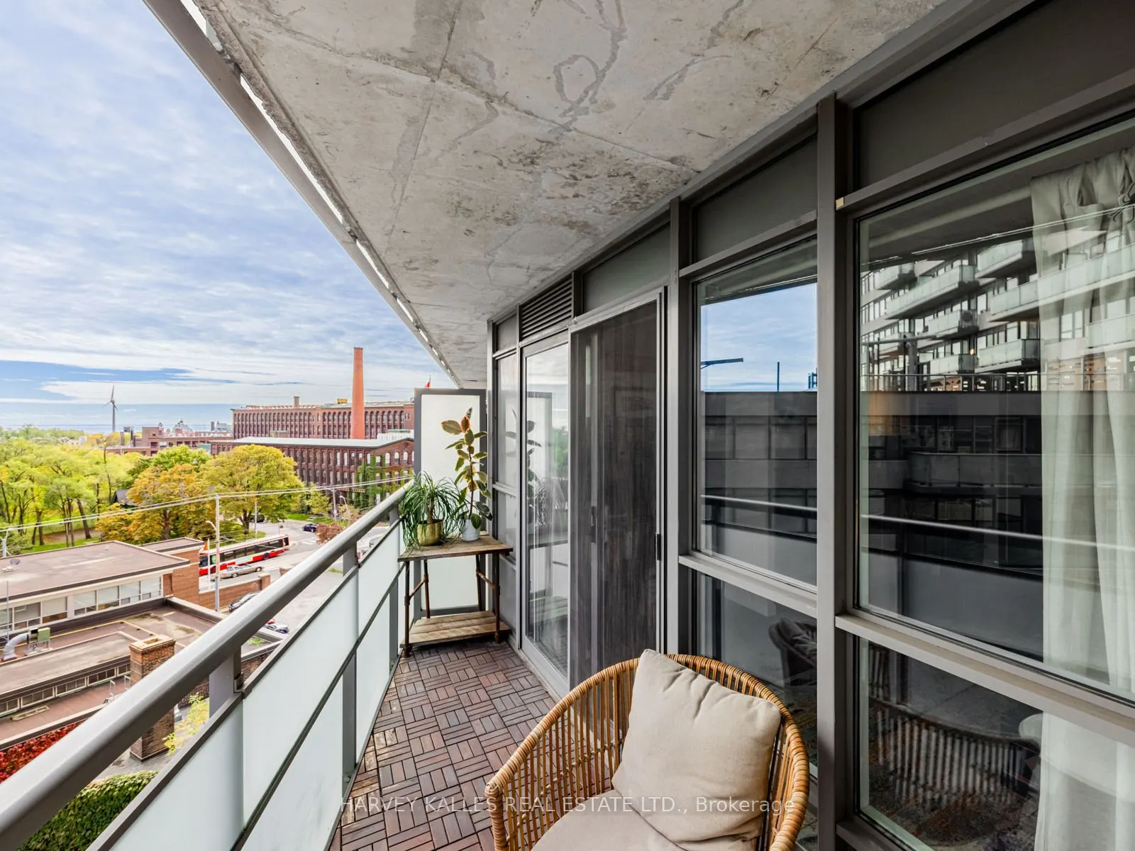 38 Joe Shuster Way, #703