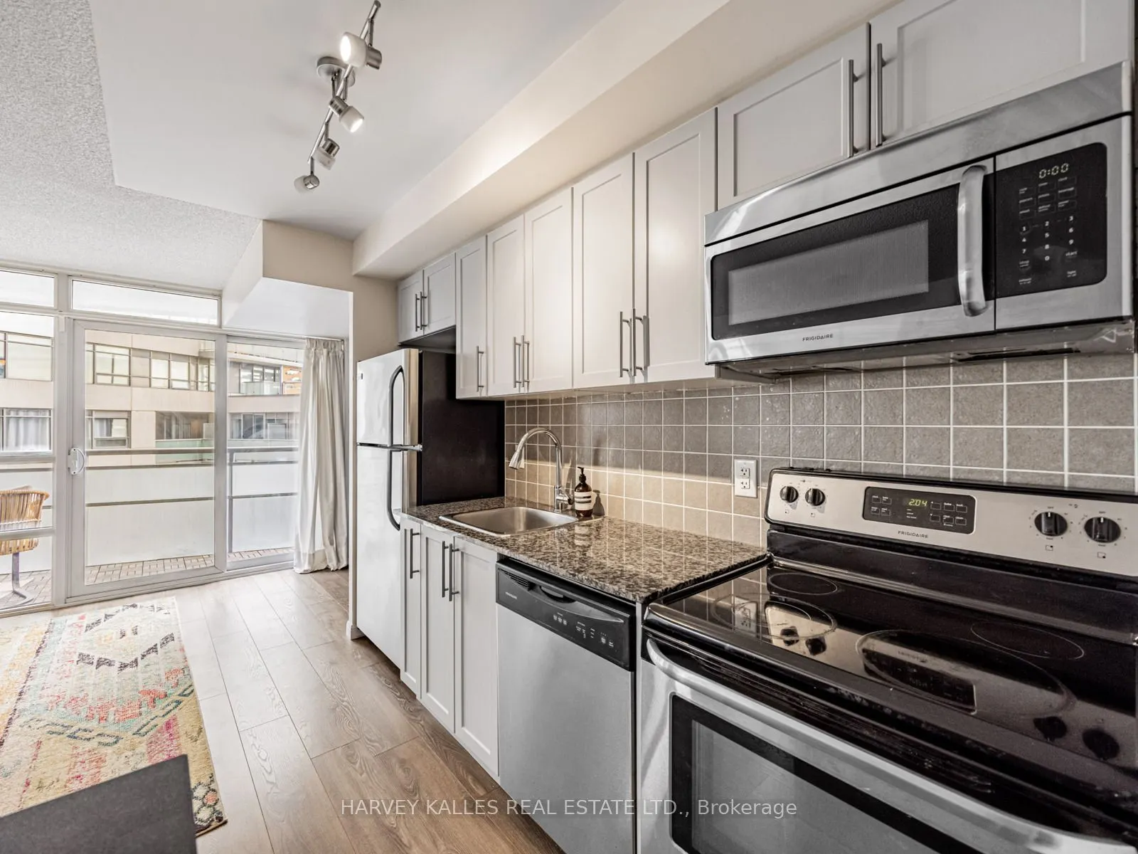 38 Joe Shuster Way, #703