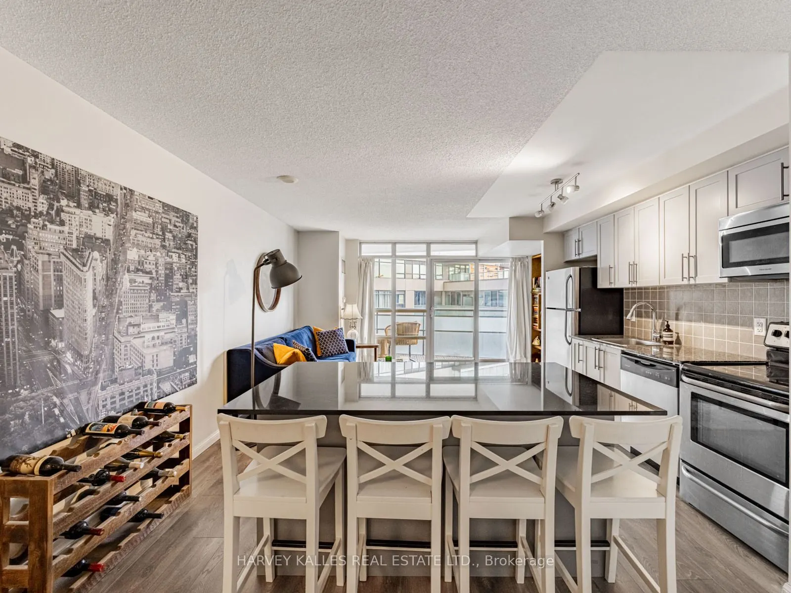 38 Joe Shuster Way, #703