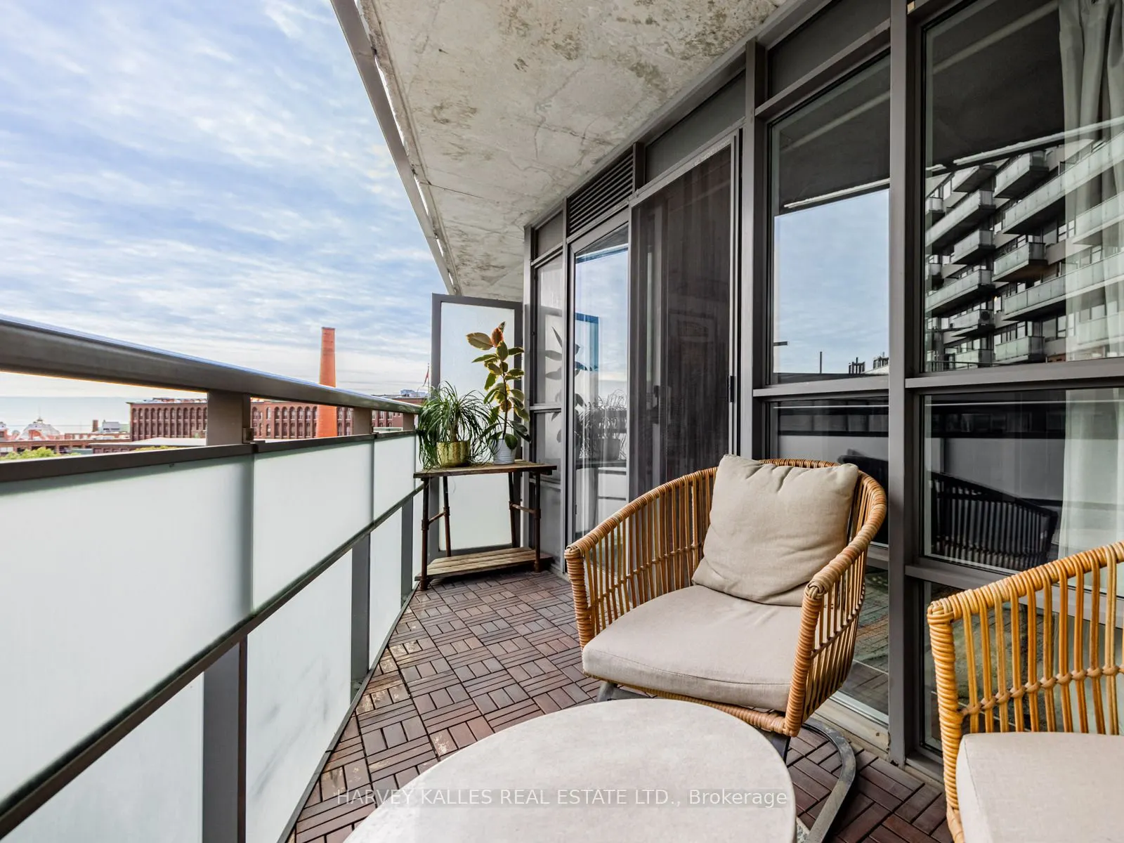 38 Joe Shuster Way, #703