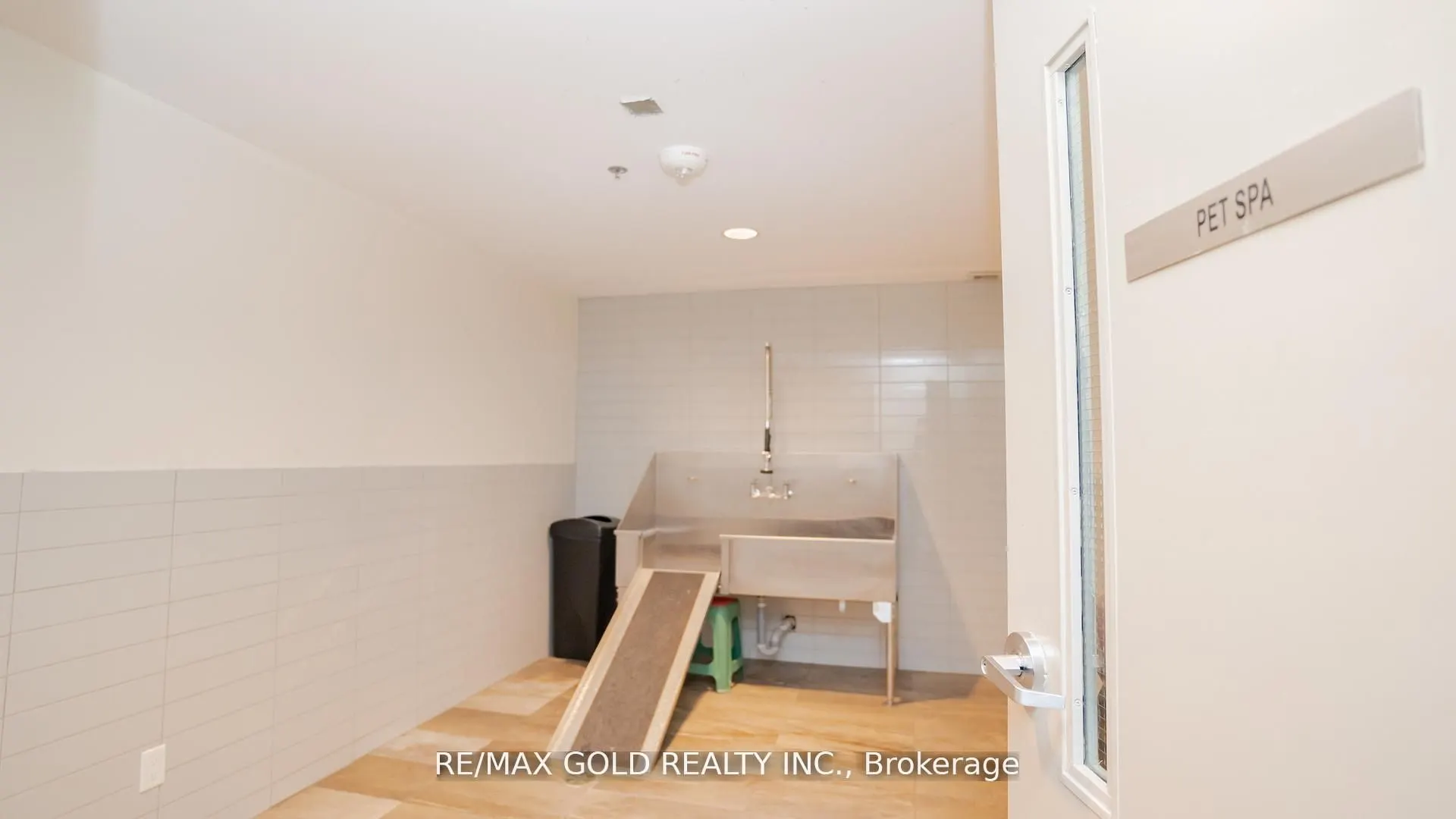 65 Yorkland Boulevard, #1001
