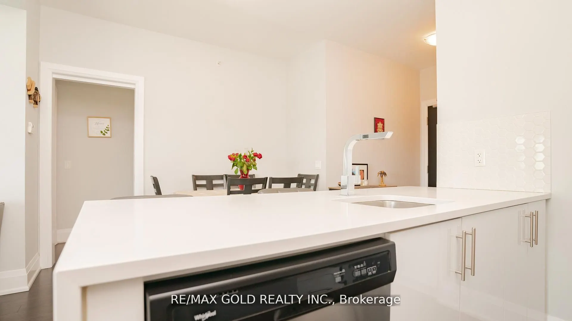 65 Yorkland Boulevard, #1001