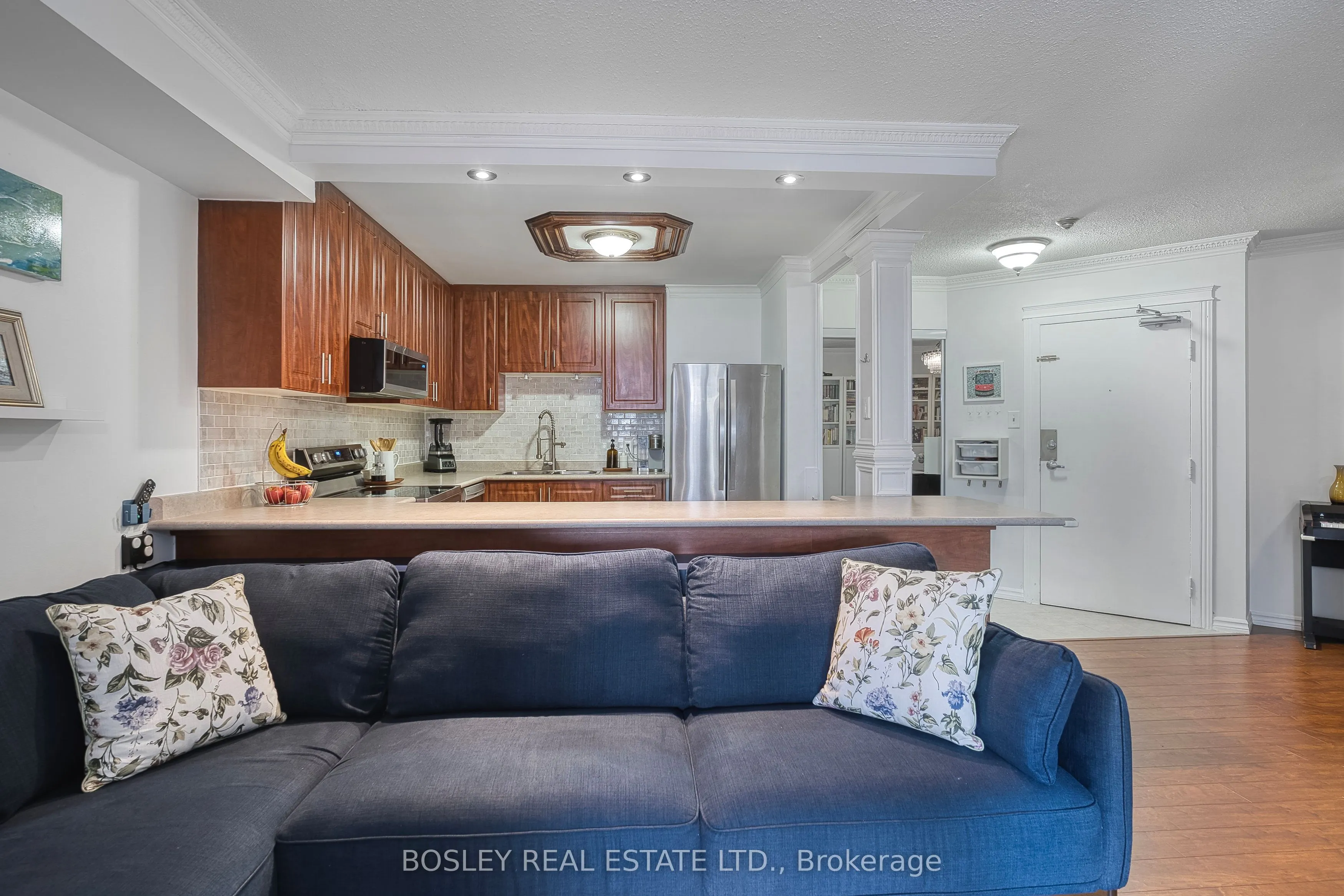 3559 Eglinton Avenue W