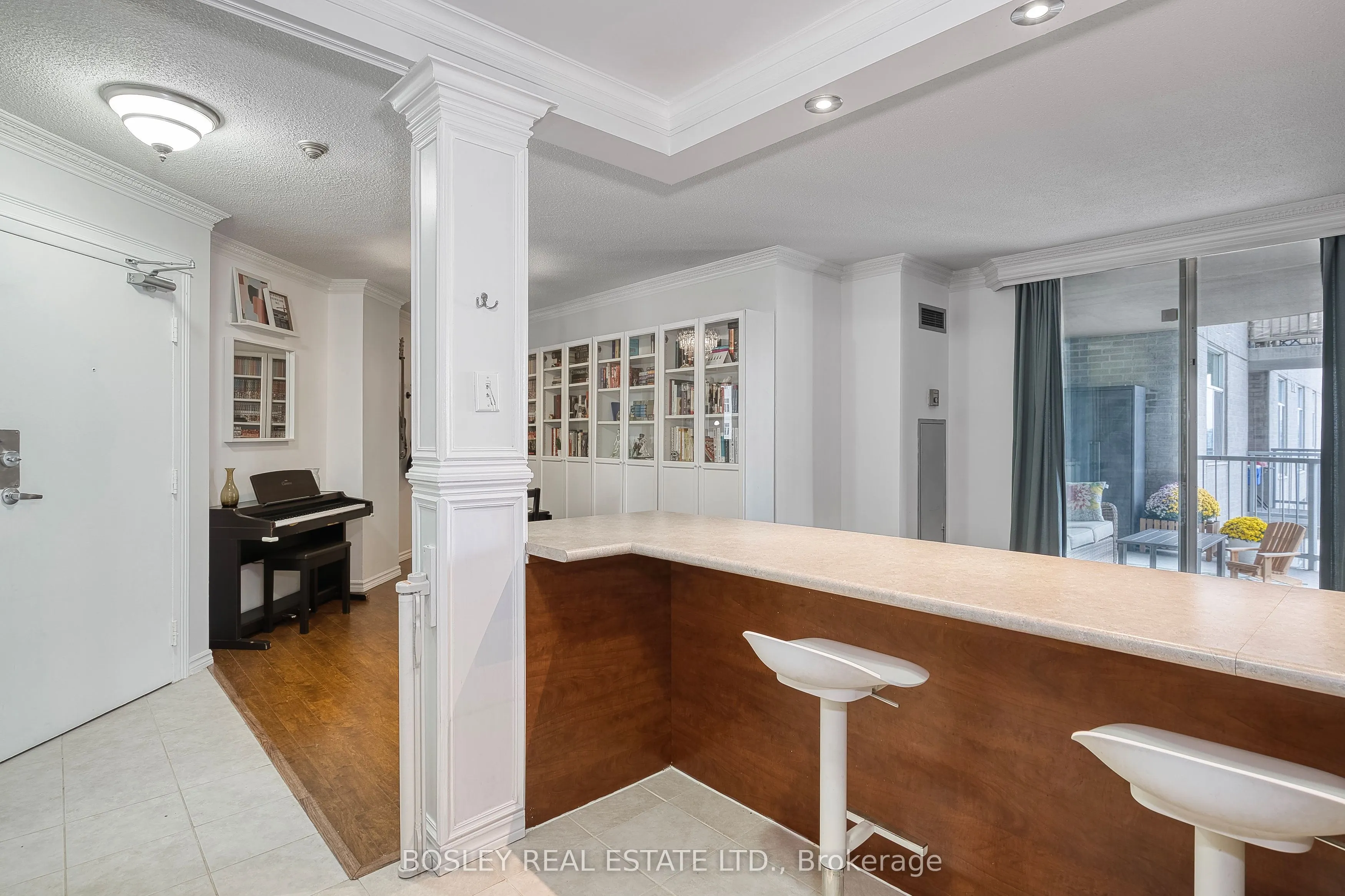 3559 Eglinton Avenue W