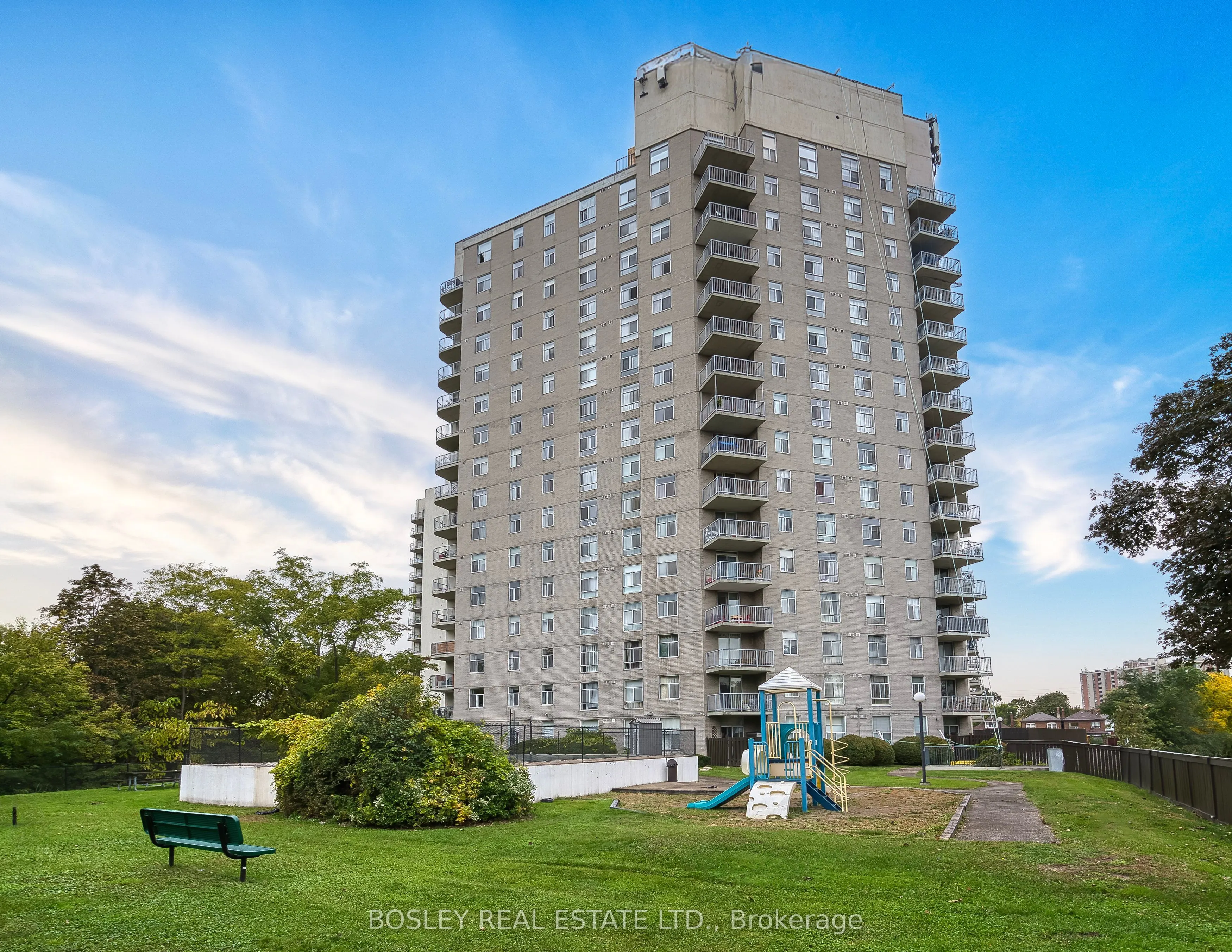 3559 Eglinton Avenue W
