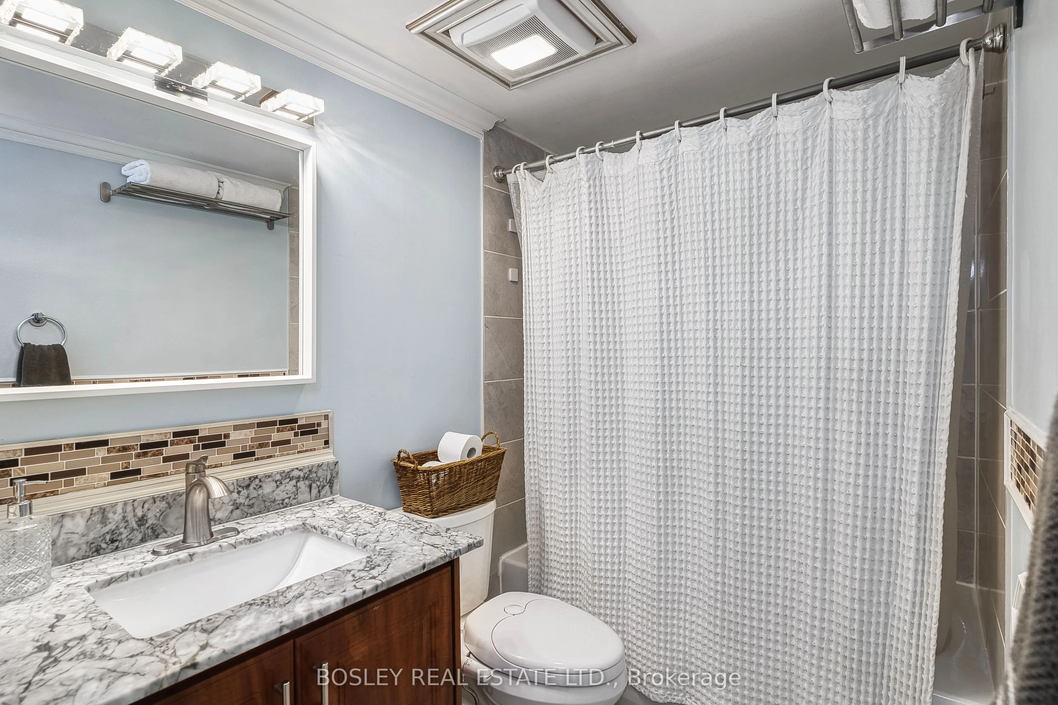3559 Eglinton Avenue W