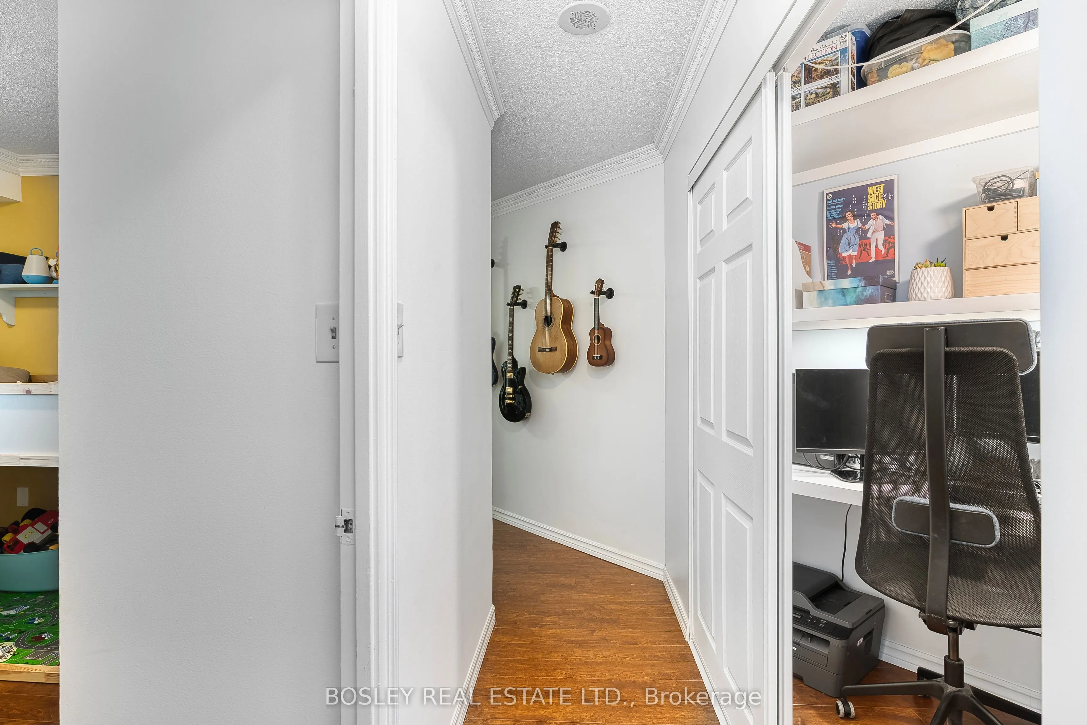 3559 Eglinton Avenue W