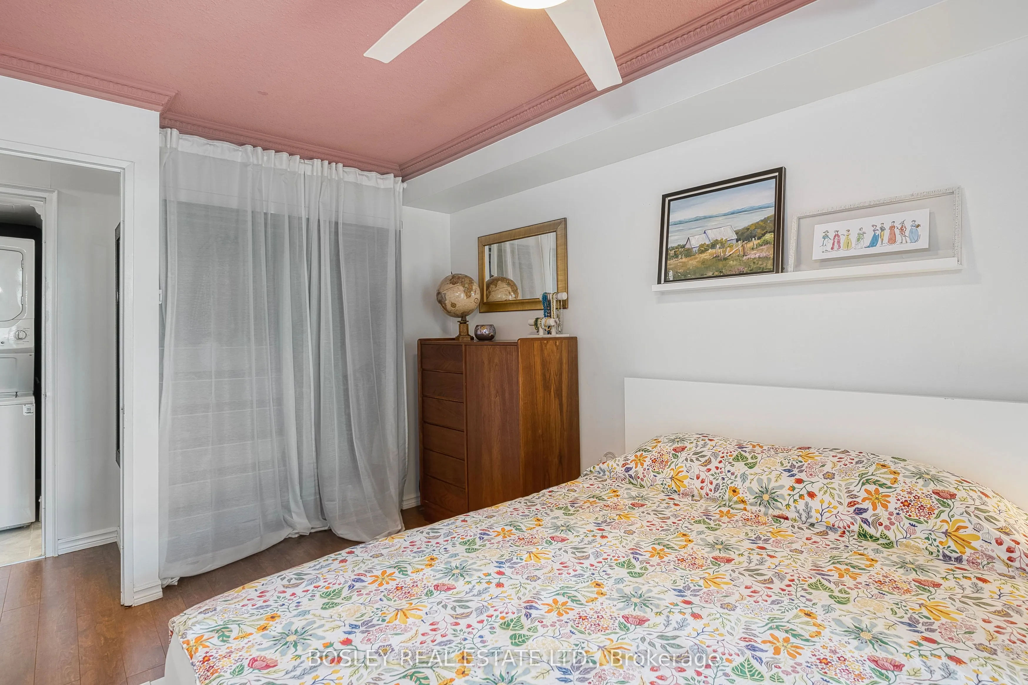 3559 Eglinton Avenue W